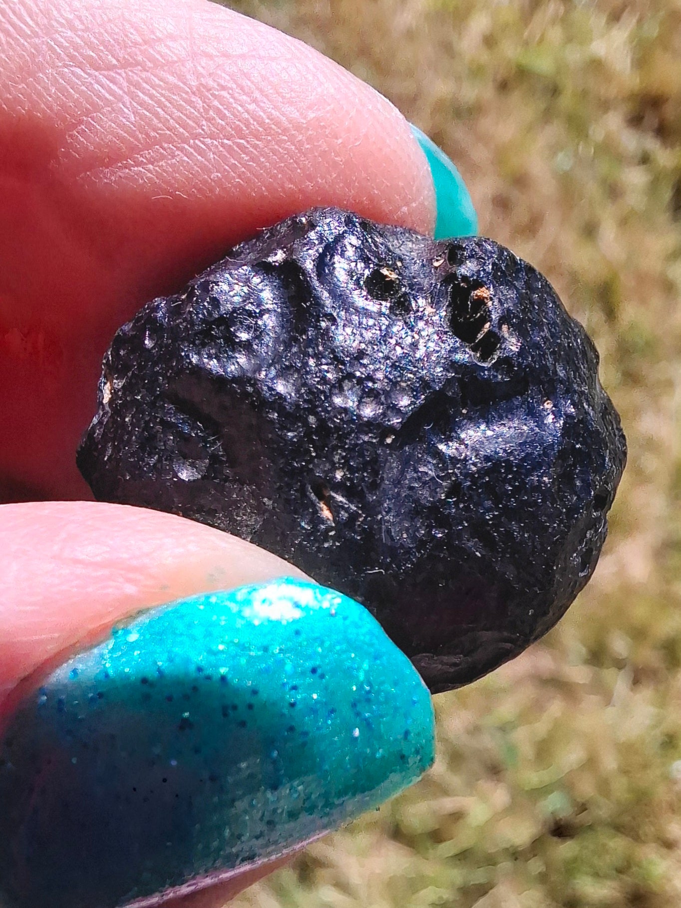 Philippinite (Rizalite), 10.64g, Tektite