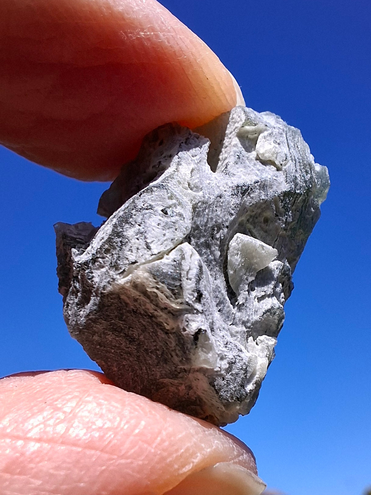 Moldavite Piece, SNOWFLAKE, FROSTED, BARTOCHOV, 4.00g, Tektite (Ref: 1367)