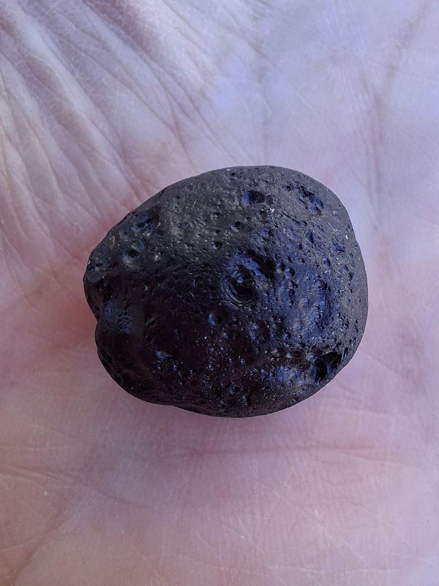 Philippinite (Rizalite), 9.75g, Tektite