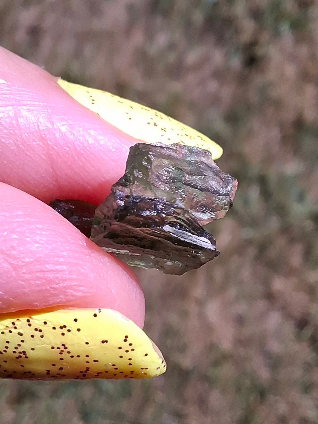 Moldavite Piece, 0.56g, Tektite (Ref: 1474)