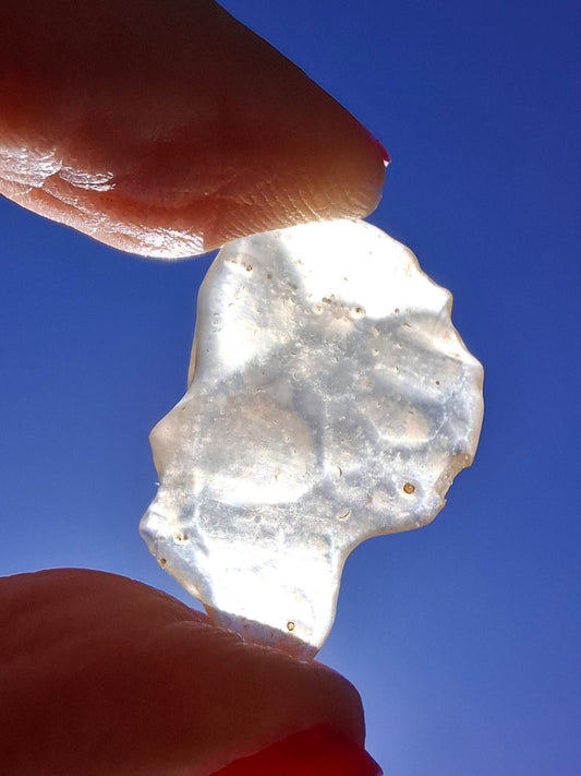 Libyan Desert Glass small Piece, 1.85g, Tektite (Ref: LE256)