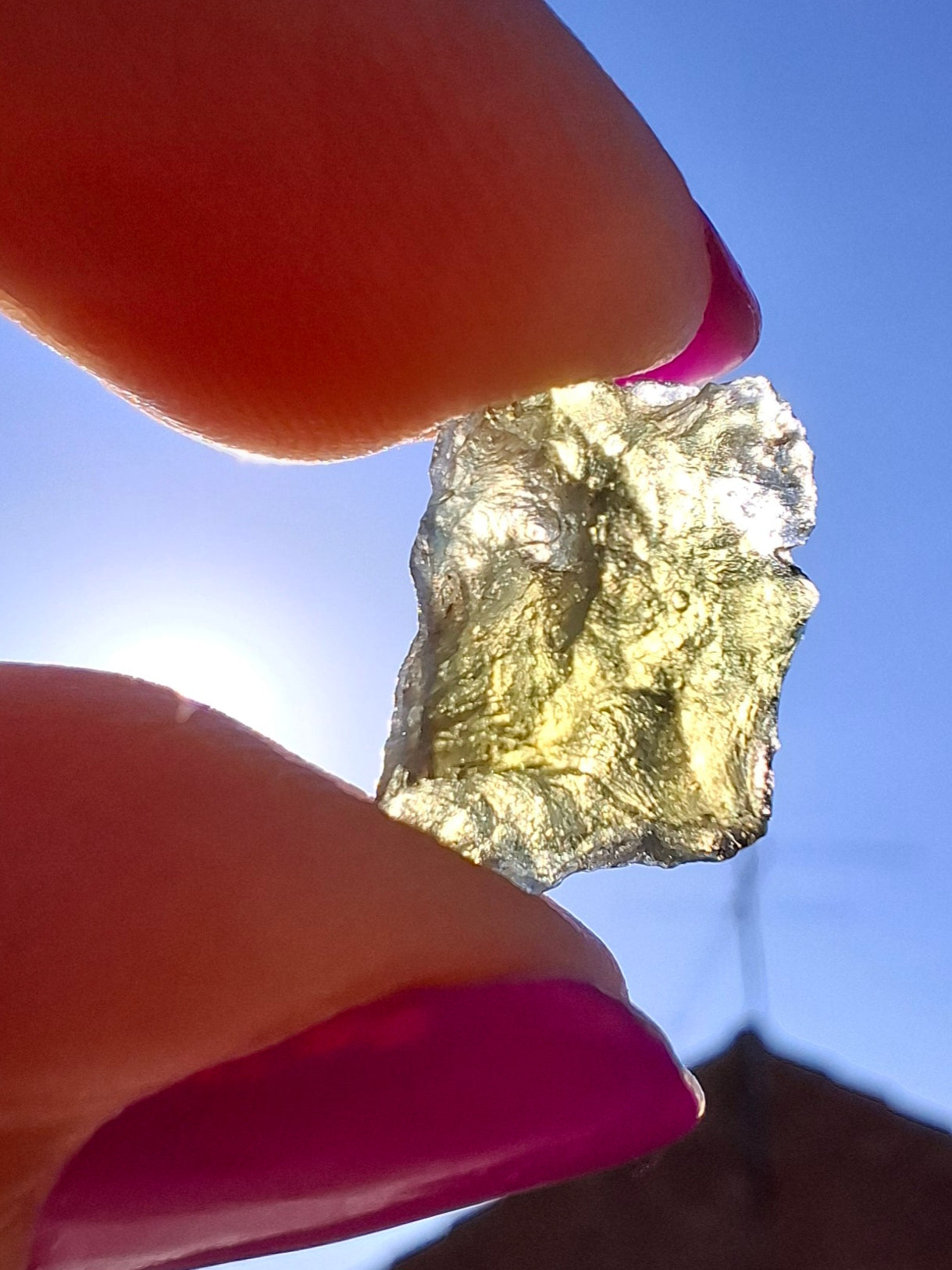 Moldavite Piece, 0.82g, Tektite (Ref: 1454)