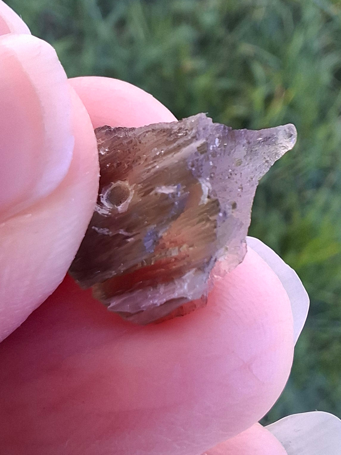DRILLED, Moldavite Piece, 1.07g, Tektite (Ref: D15)