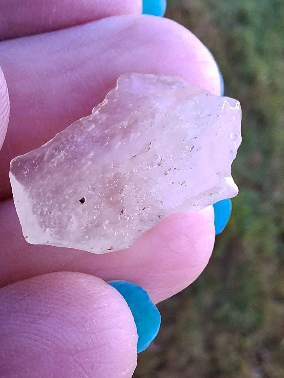 Libyan Desert Glass Piece, 1.90g, Tektite