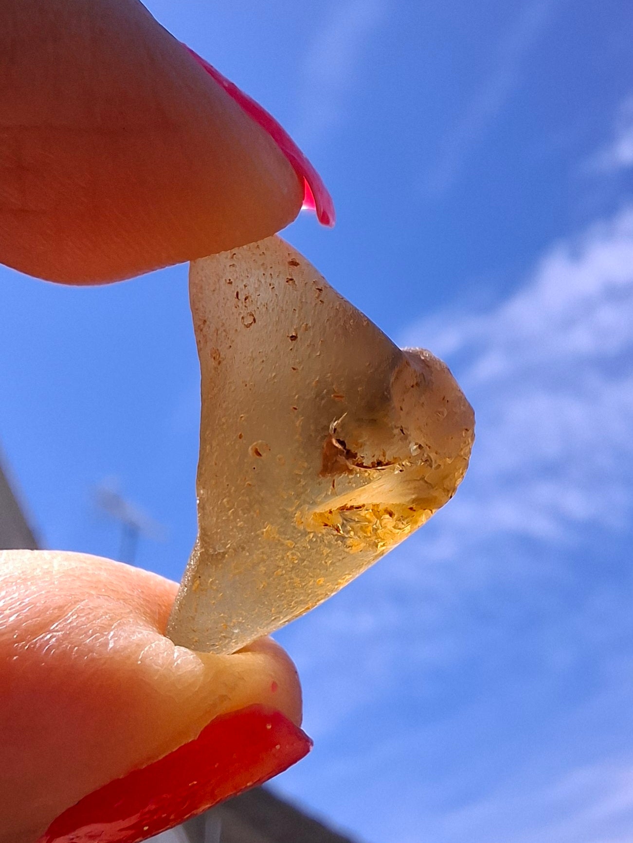 Libyan Desert Glass (darker) Piece, 3.72g, Tektite (Ref: L1378)