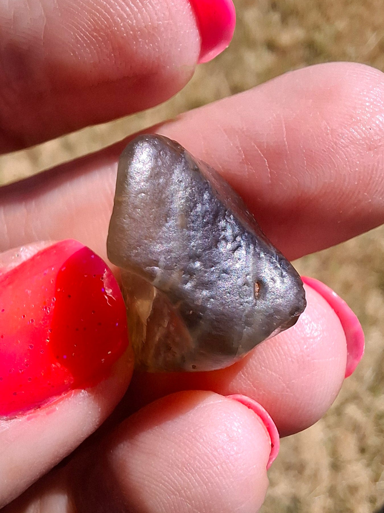 Libyan Desert Glass (darker) Piece, 4.43g, Tektite (Ref: L1361)