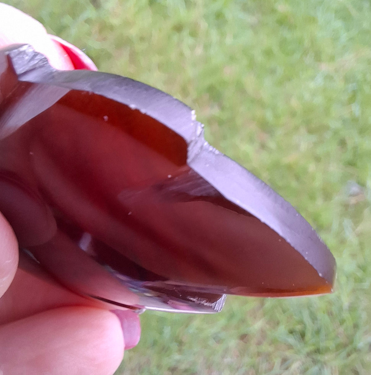 Red Amber Leaf Carving, 7.69g, Fossil (Ref: Leaf5)