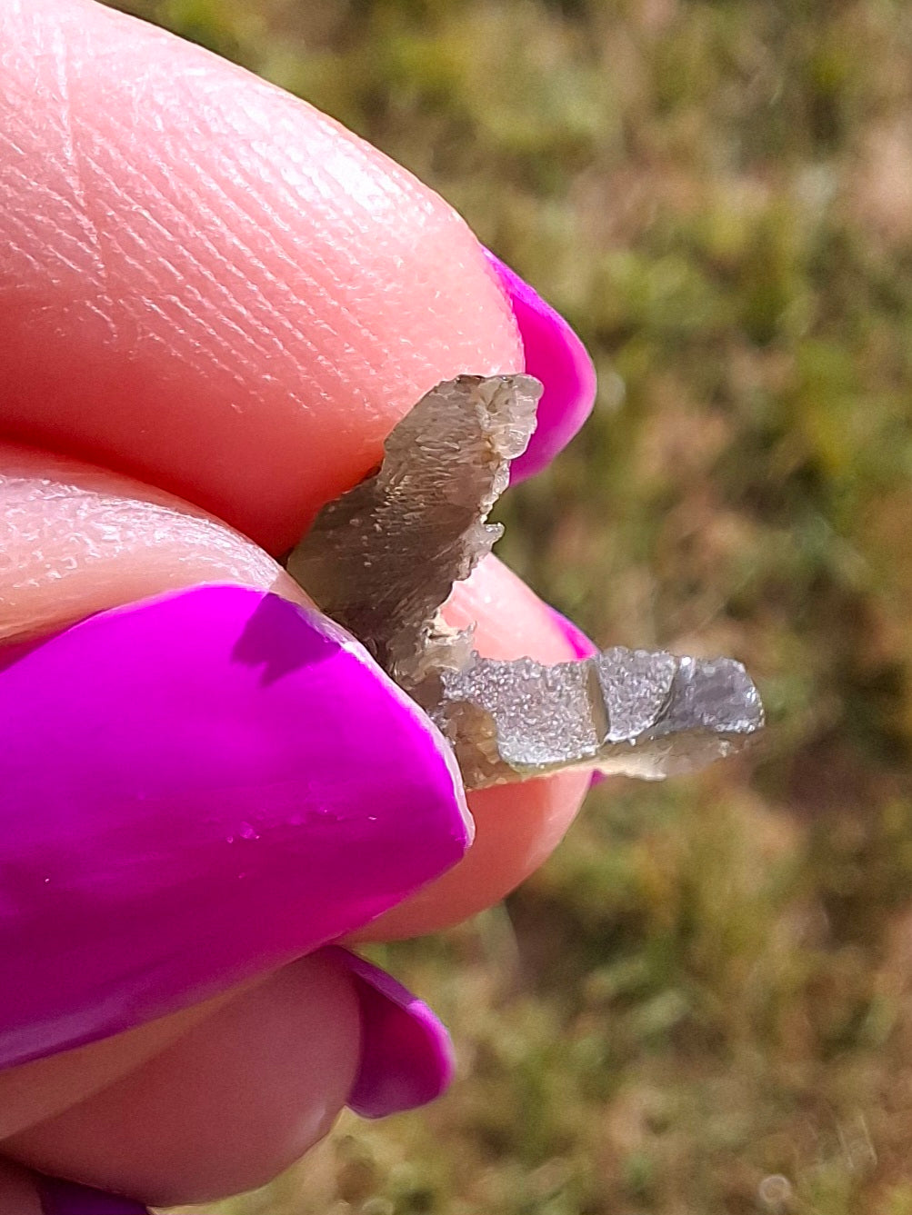 Moldavite Piece, 0.66g, Tektite (Ref: 1436)