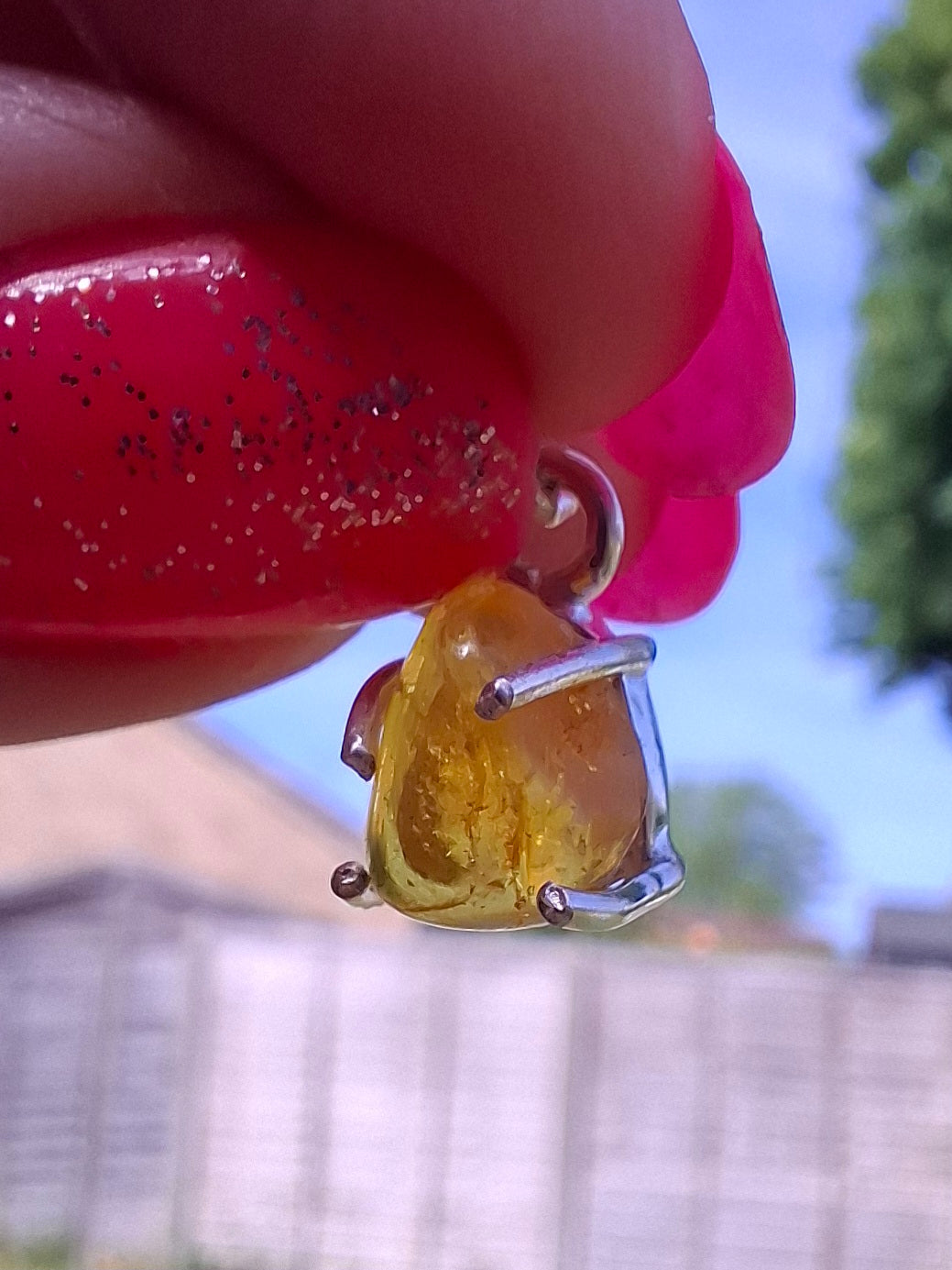 Baltic Amber Pendant, 925 Silver, Fossil (Ref: AP25)
