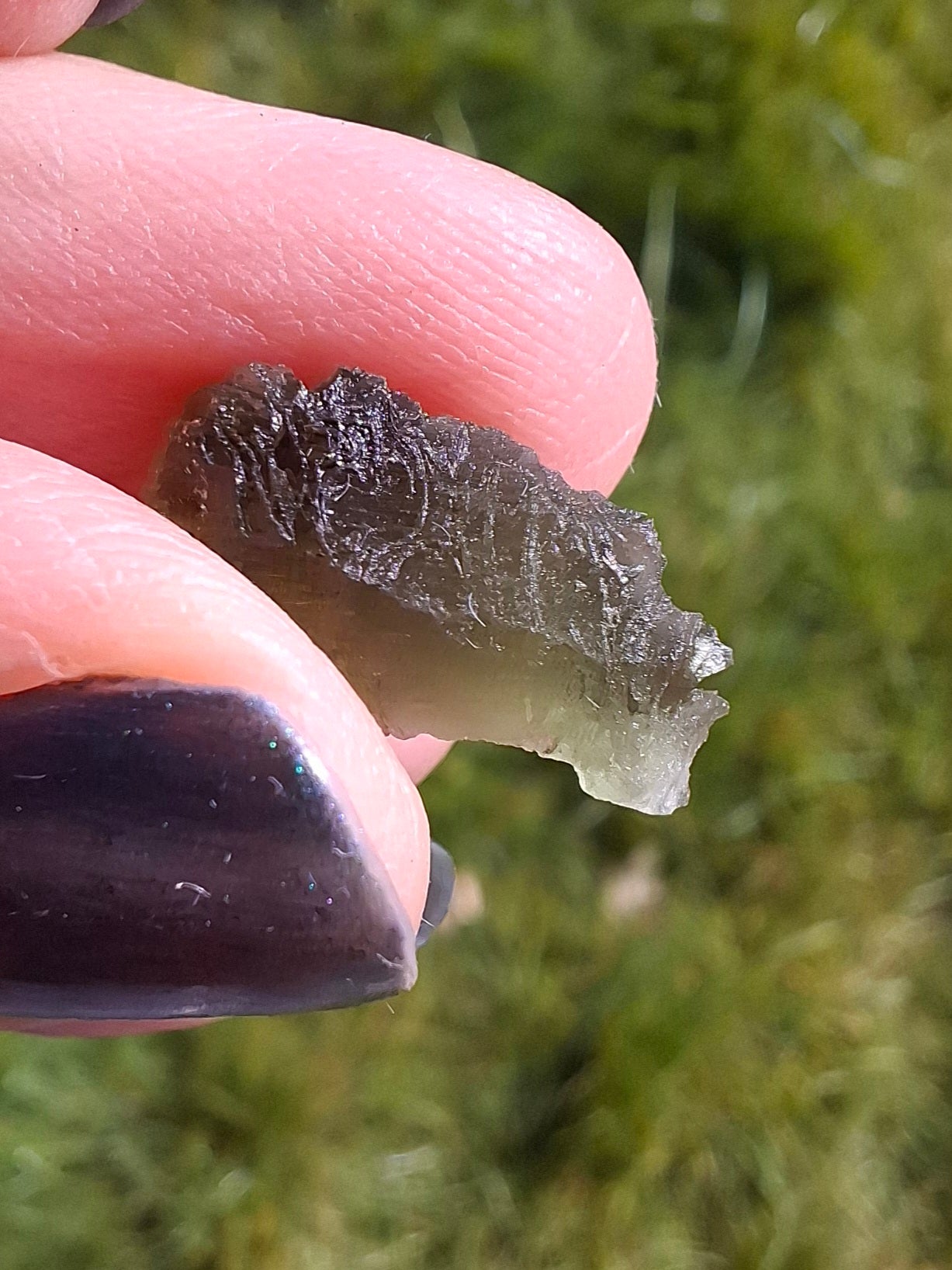 Moldavite Piece, 0.98g, Tektite (Ref: 1388)