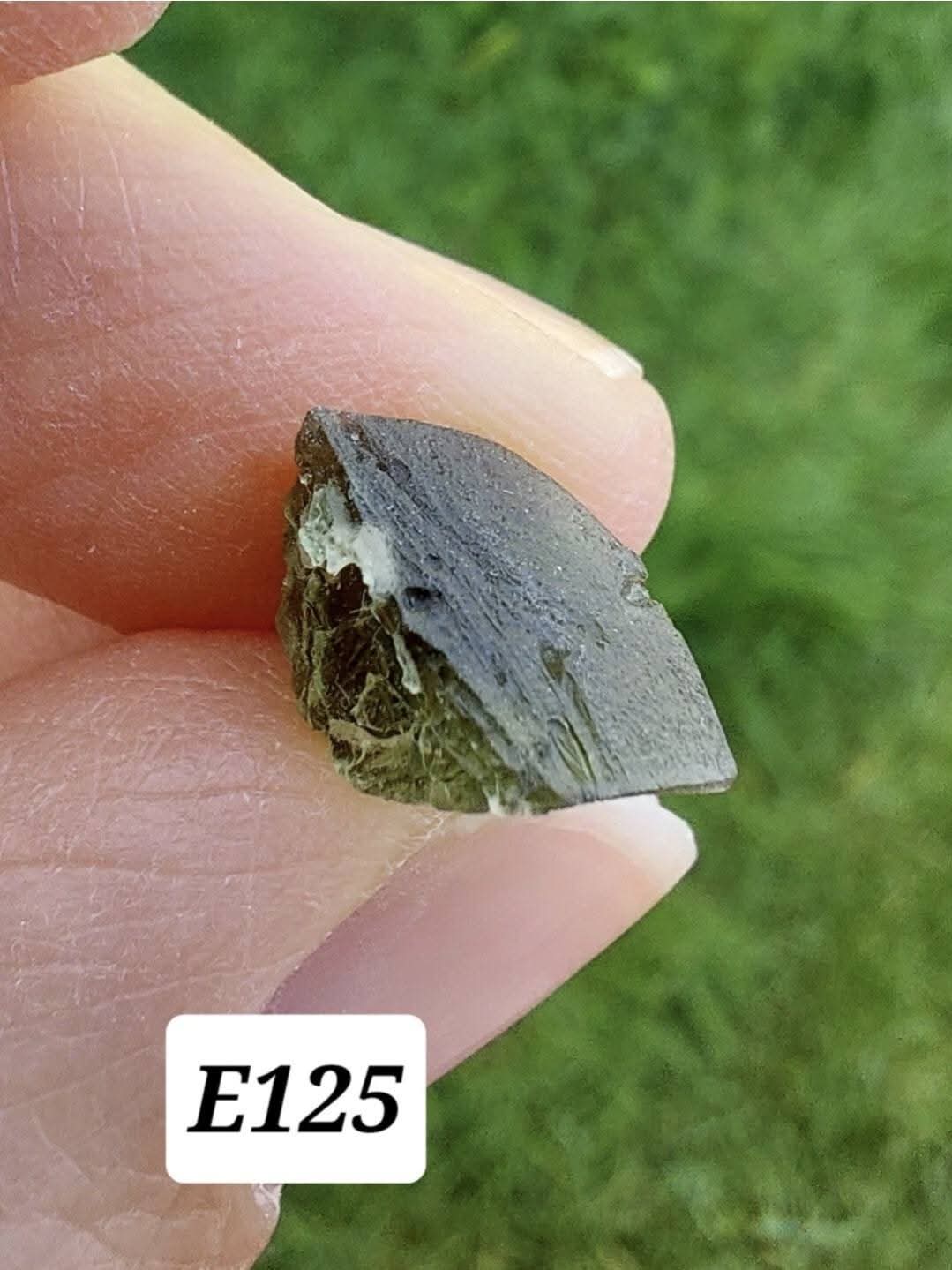 Moldavite Piece, 0.78g, Tektite (Ref: E125)