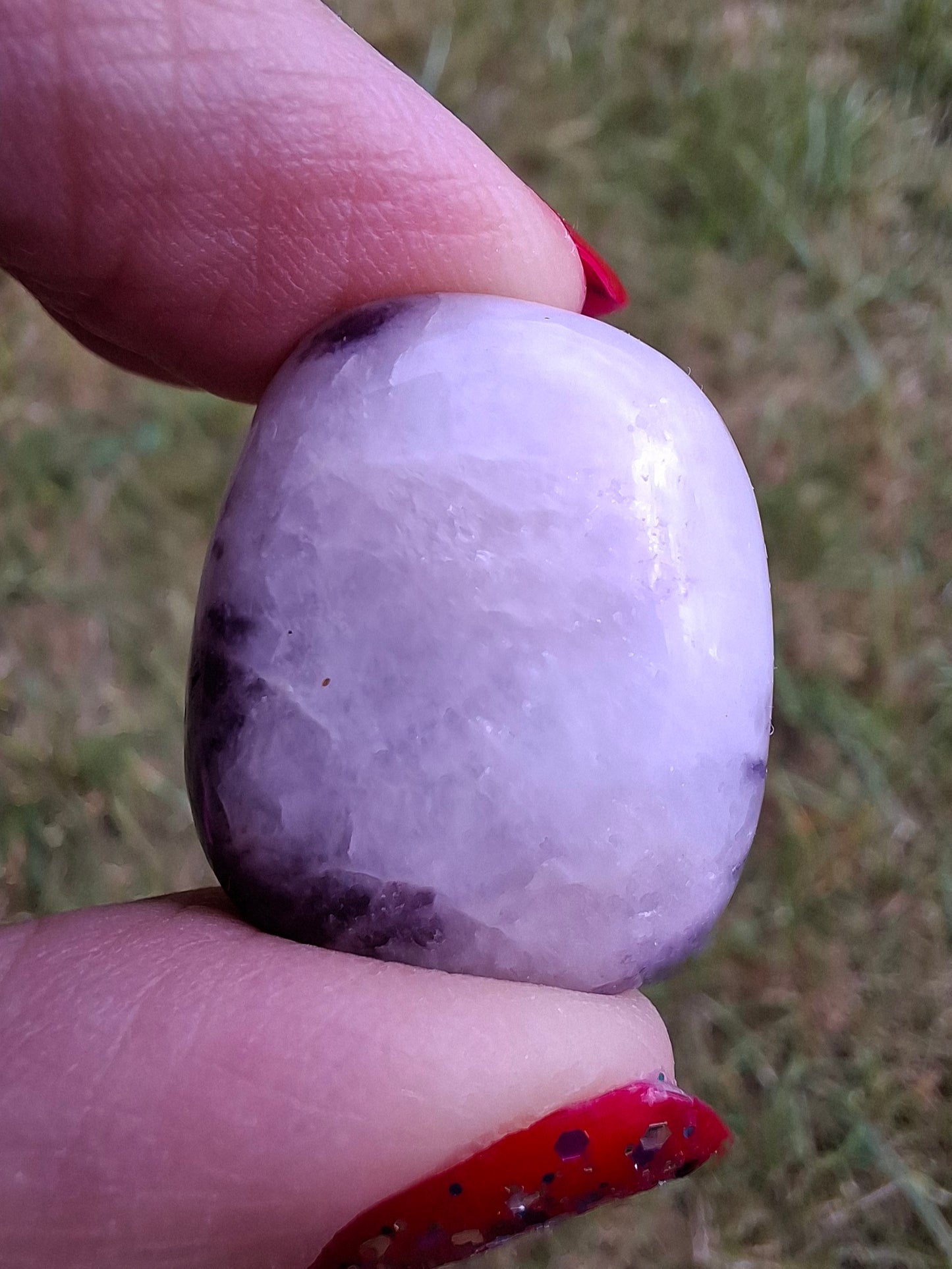 Lepidolite, Tumble Stone, Crystal (Ref: T122)