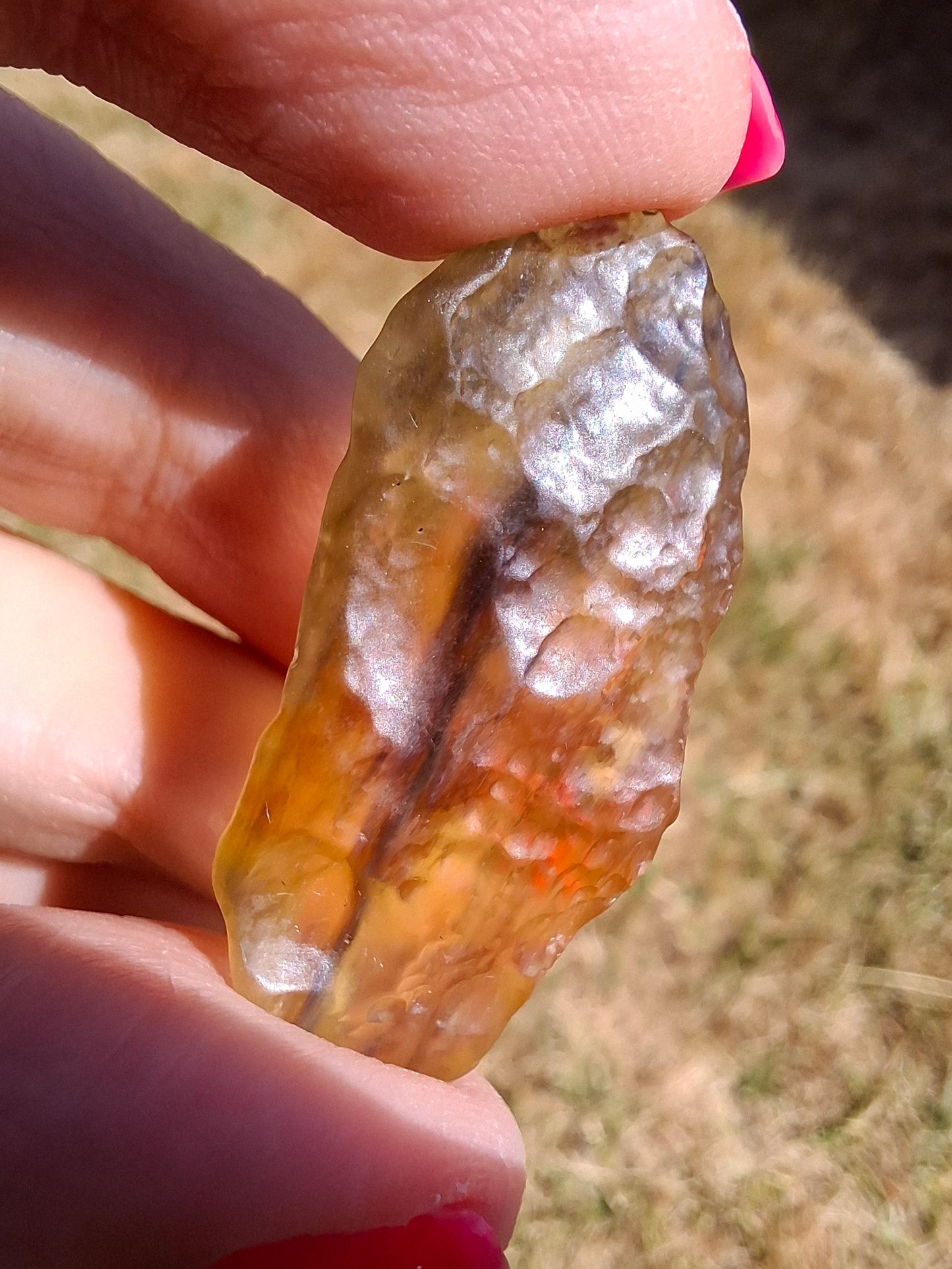 Libyan Desert Glass (darker) Piece, 8.76g, Tektite (Ref: L1367)