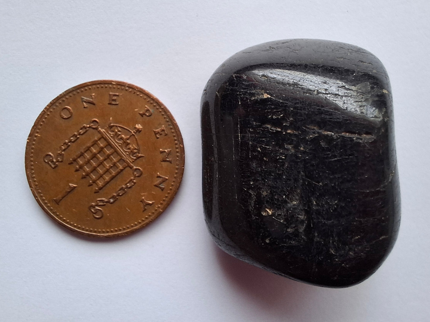 Black Tourmaline, Tumble Stone, Crystal (Ref: T221)