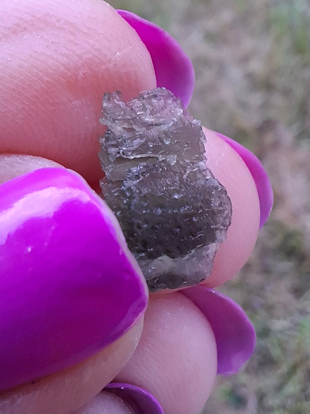 Moldavite Piece, 0.72g, Tektite (Ref: 1438)