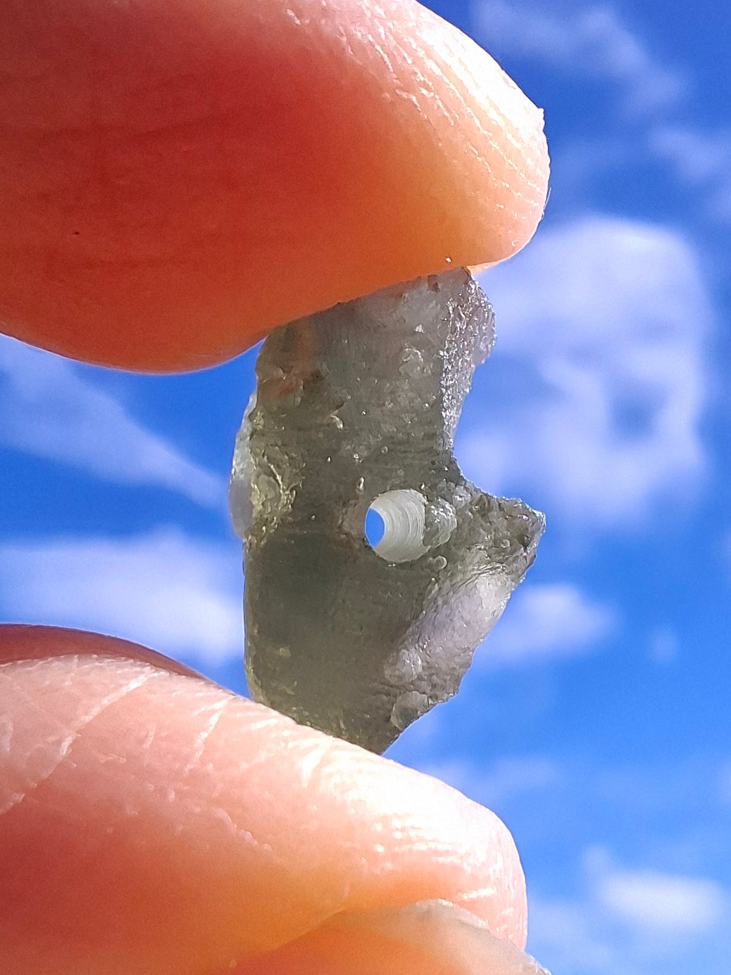 DRILLED, Moldavite Piece, 1.07g, Tektite (Ref: D17)