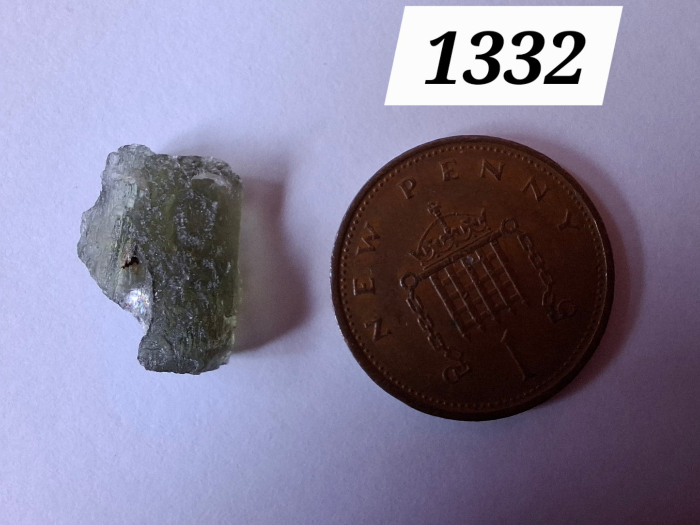 Moldavite Piece, 0.82g, Tektite (Ref: 1332)
