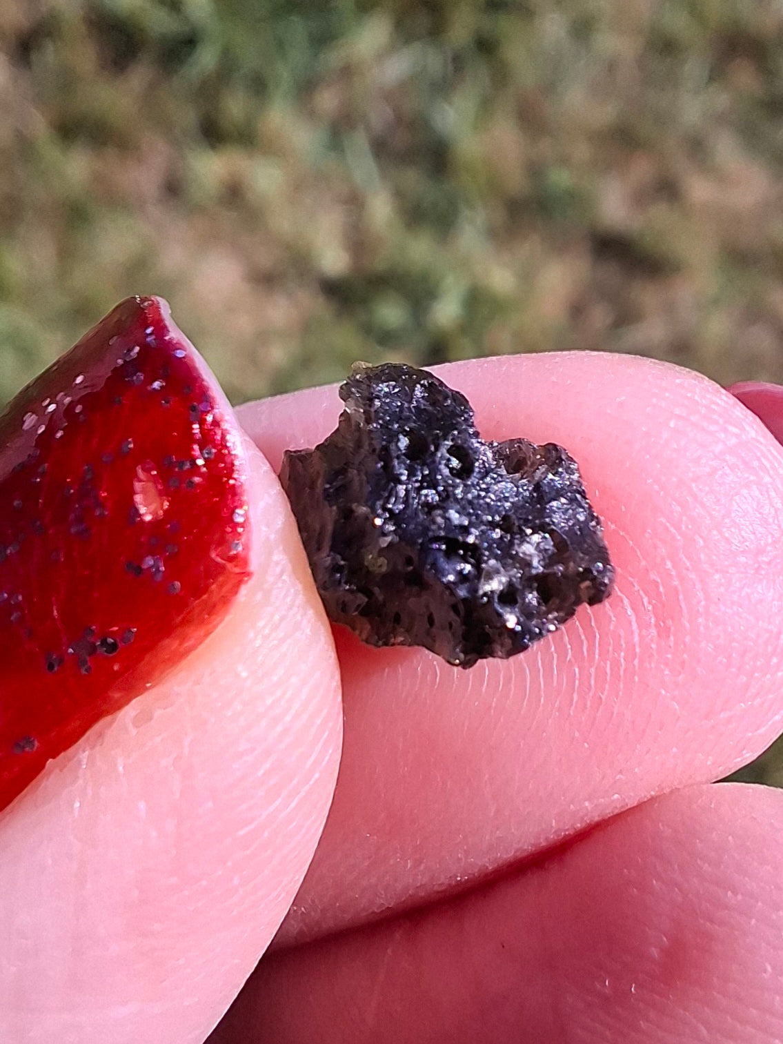 Moldavite Piece, 0.59g, Tektite (Ref: 1465)