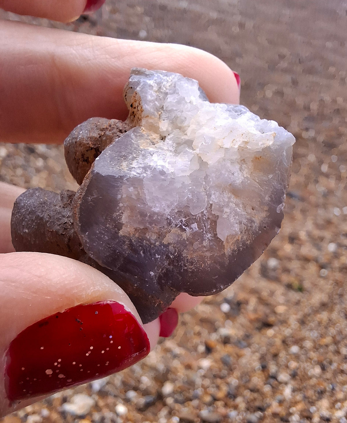 Nebula Chalcedony, 18.80g, Fossil (Ref: NC9)