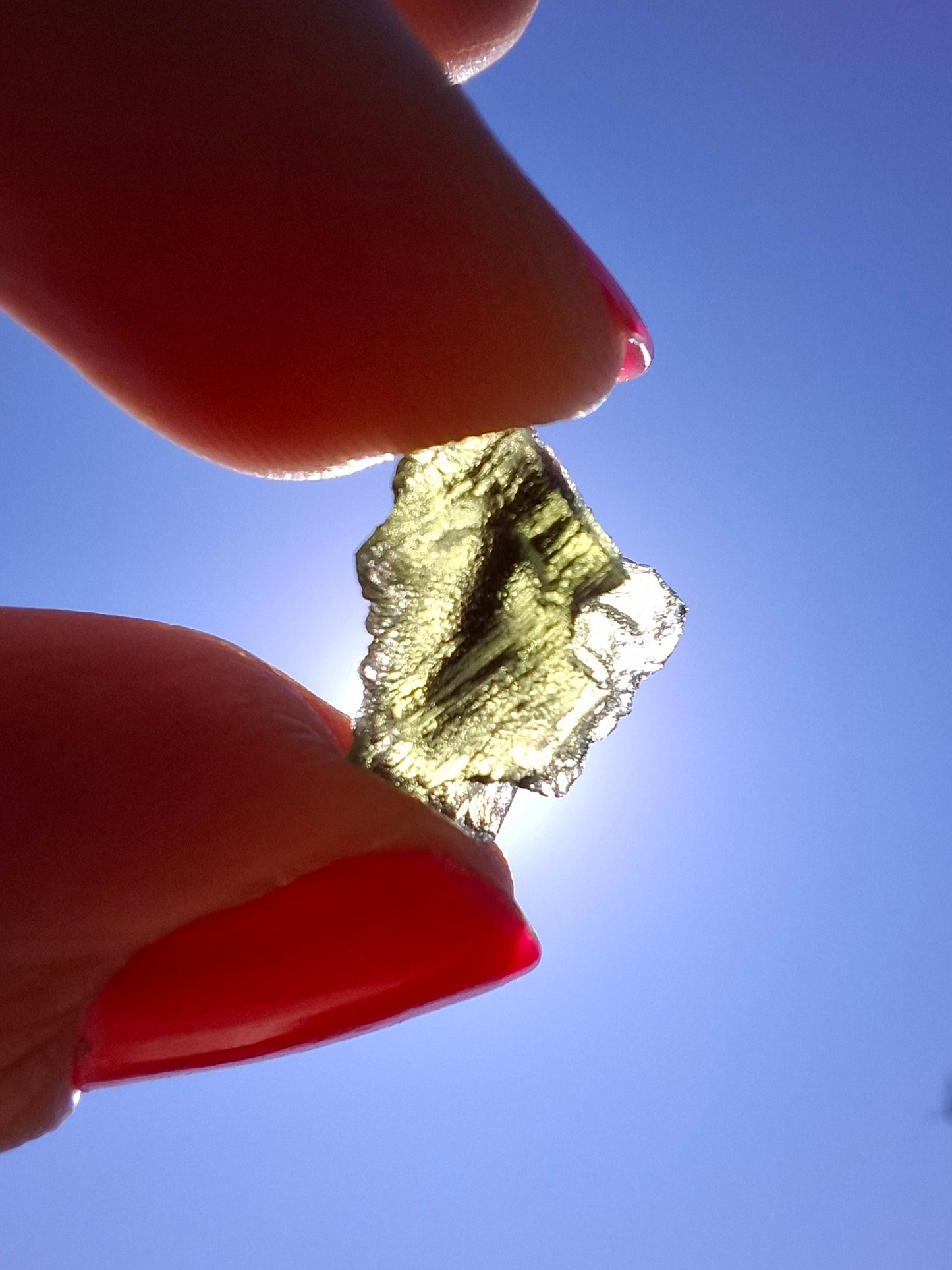 Moldavite Piece, 0.90g, Tektite (Ref: 1412)