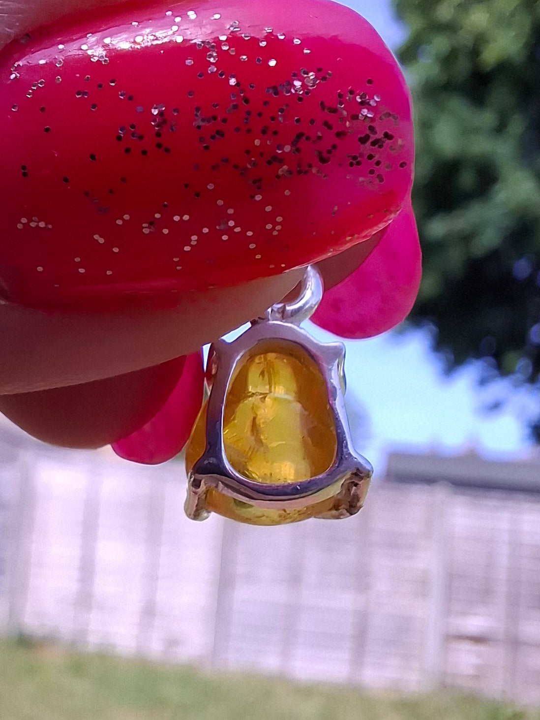 Baltic Amber Pendant, 925 Silver, Fossil (Ref: AP25)