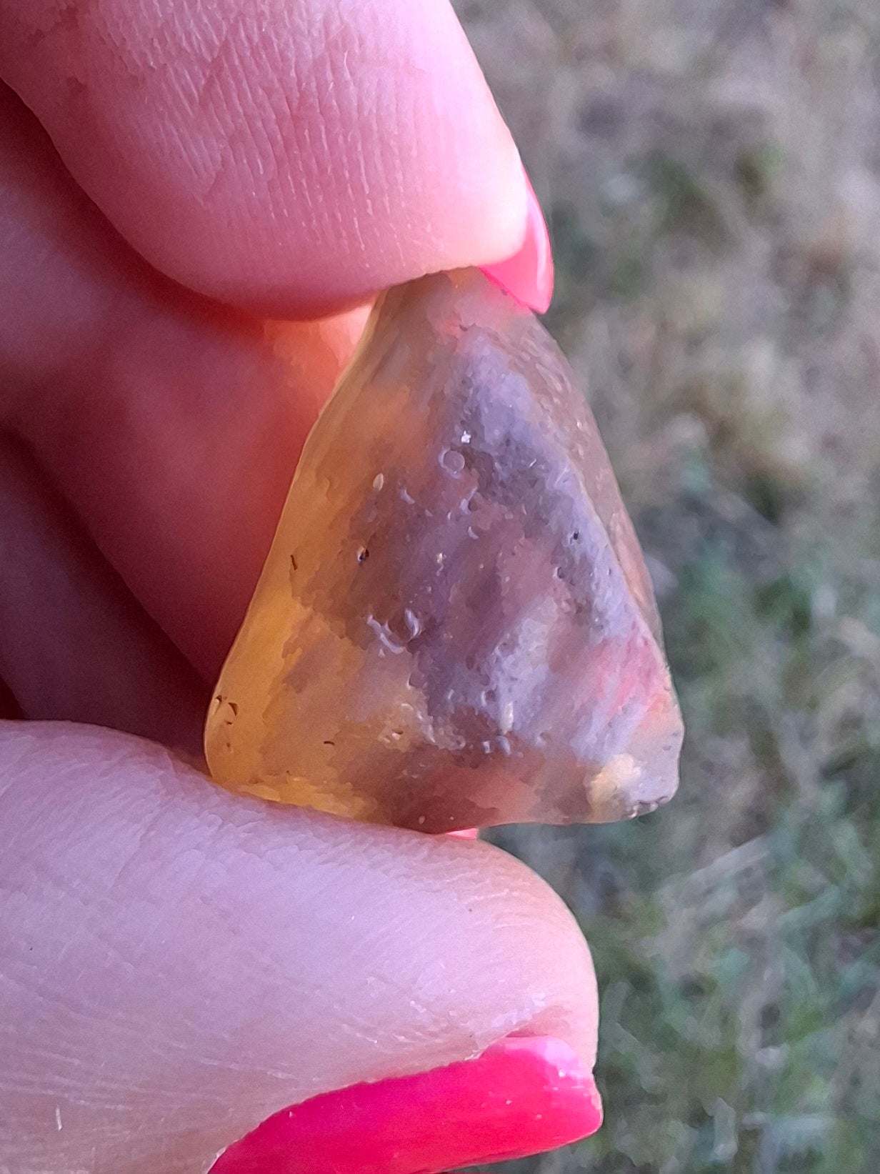 Libyan Desert Glass (darker) Piece, 4.43g, Tektite (Ref: L1361)