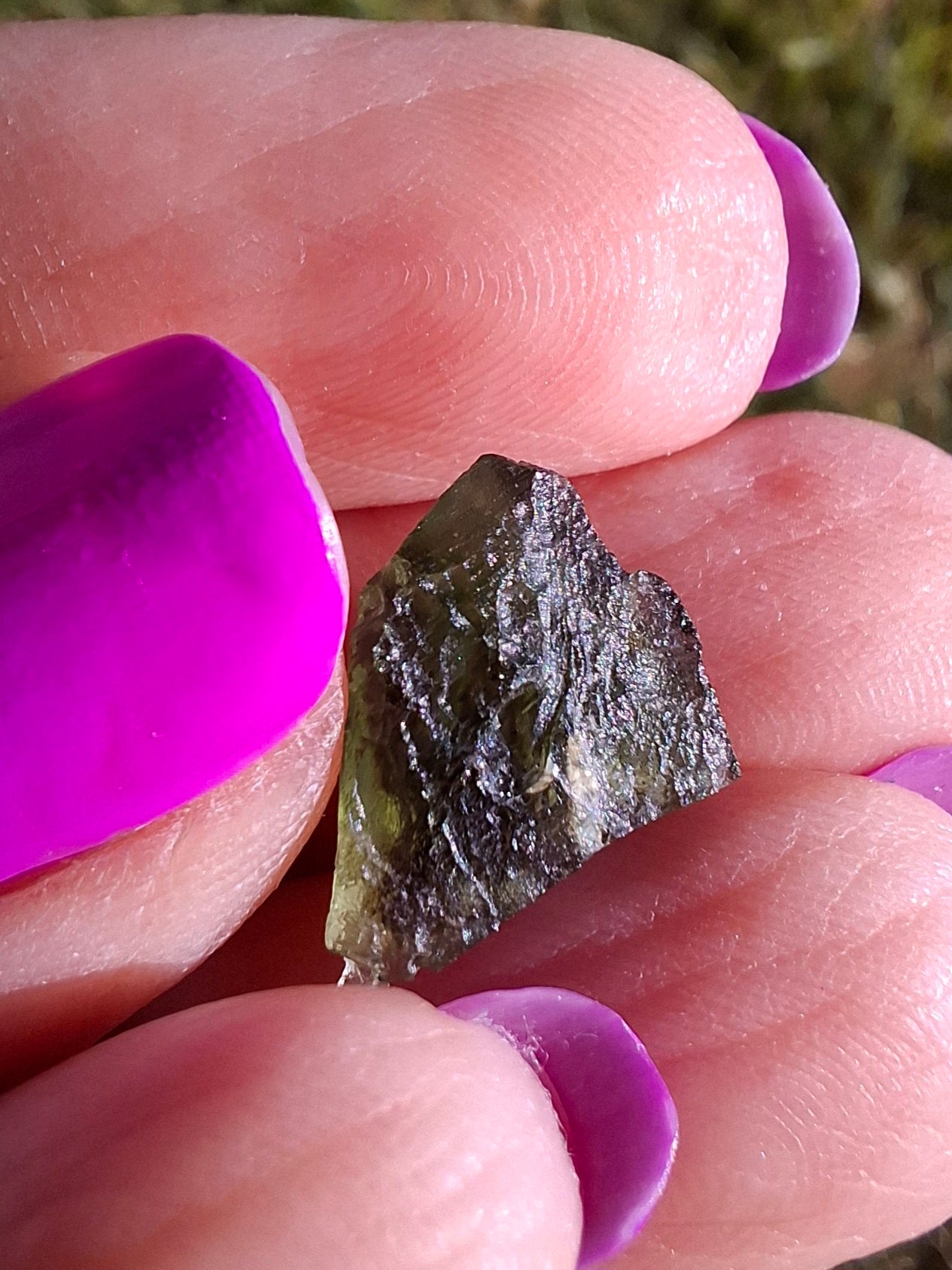 Moldavite Piece, 0.81g, Tektite (Ref: 1449)