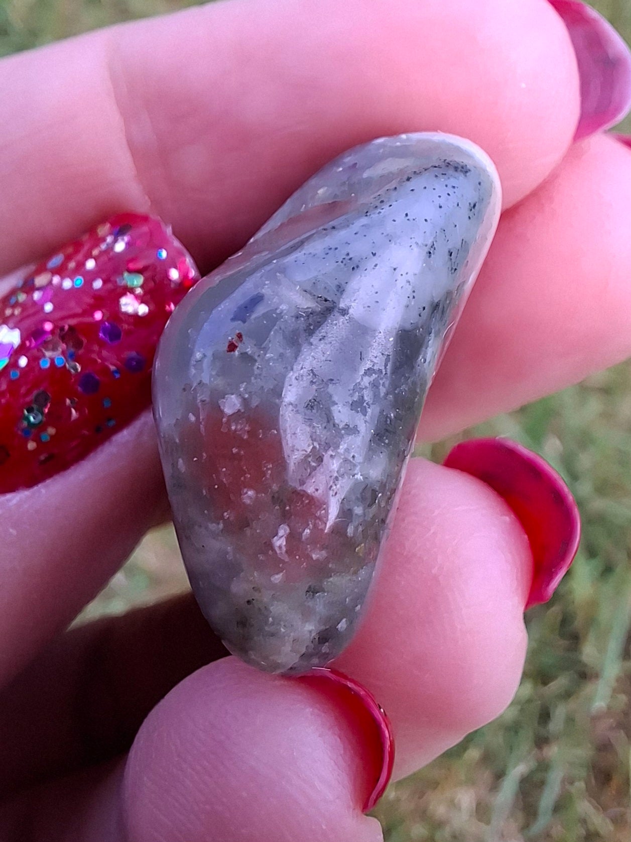 African Blood Stone, Tumble Stone, Crystal (Ref: T178)