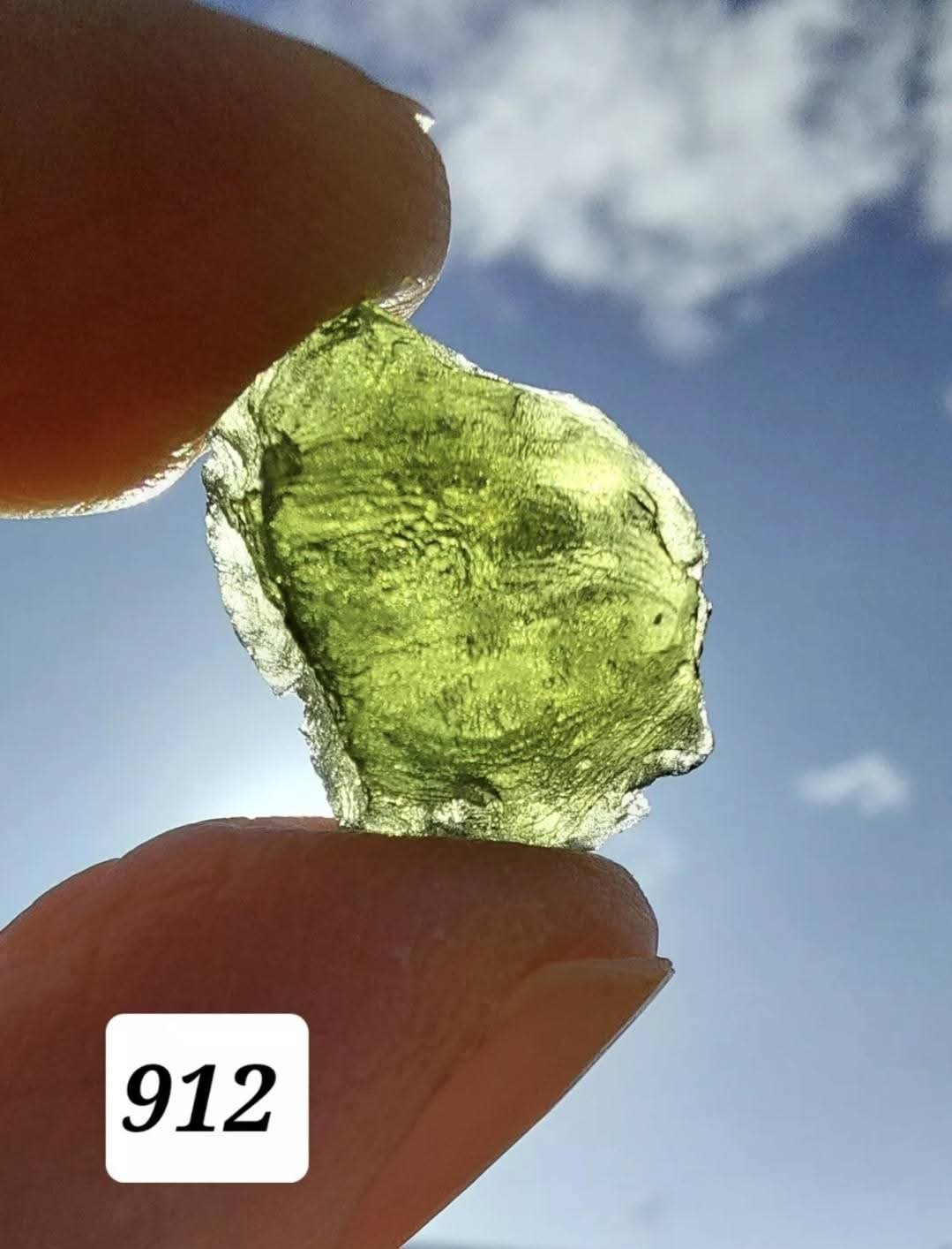 Moldavite Piece, 2.05g. Tektite (Ref: 912)