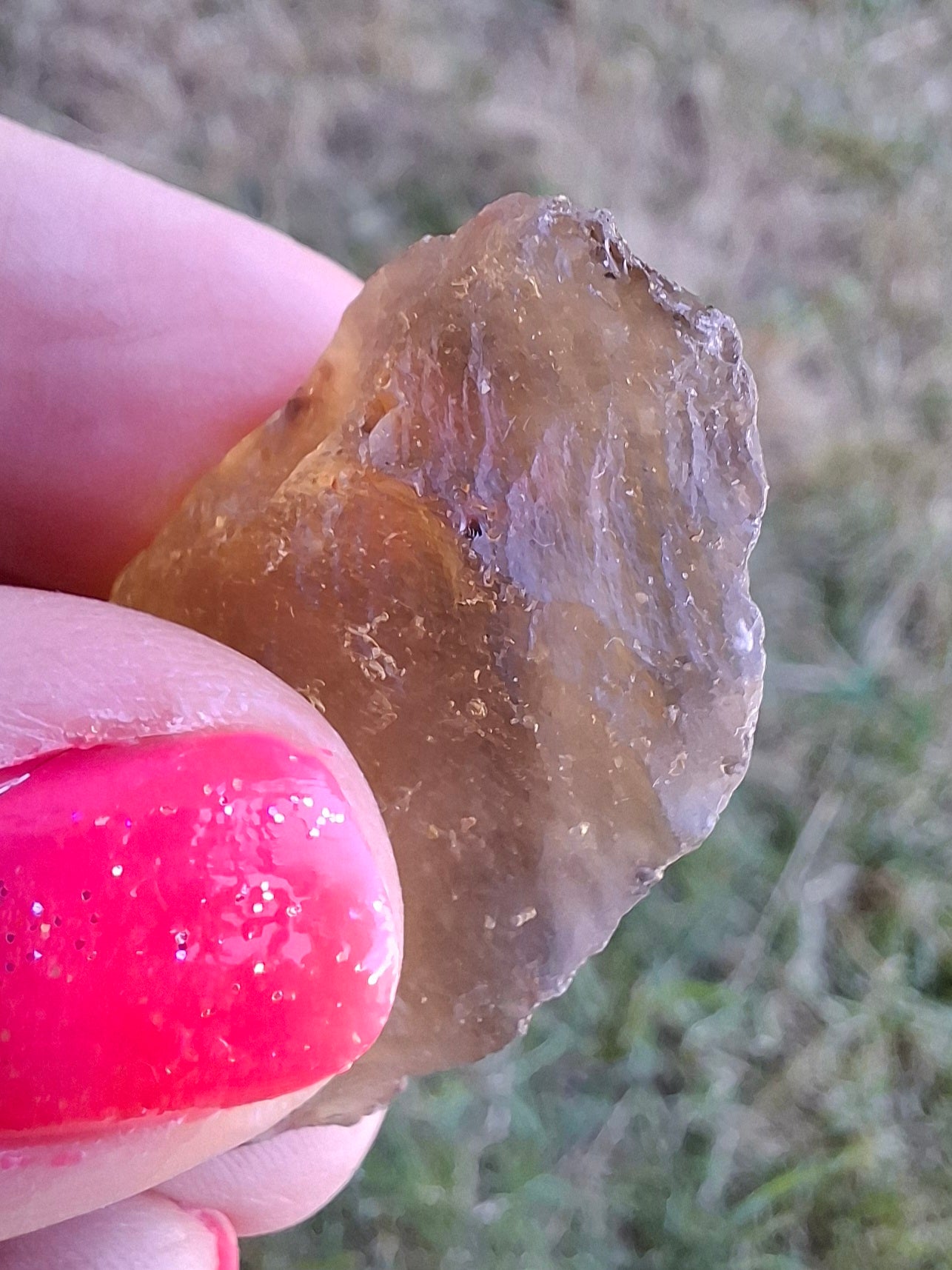 Libyan Desert Glass (darker) Piece, 11.69g, Tektite (Ref: L1366)