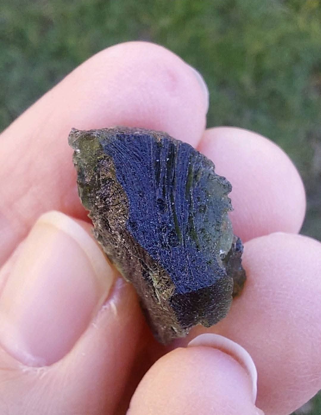 Moldavite Piece, NESMEN, 5.36g, Tektite (Ref: 1055)