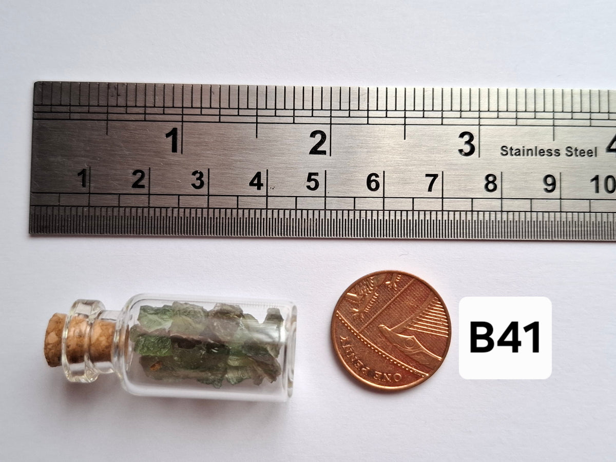 Moldavite Chips (2.00g) in 3ml Bottle, Tektite (Ref: B41)