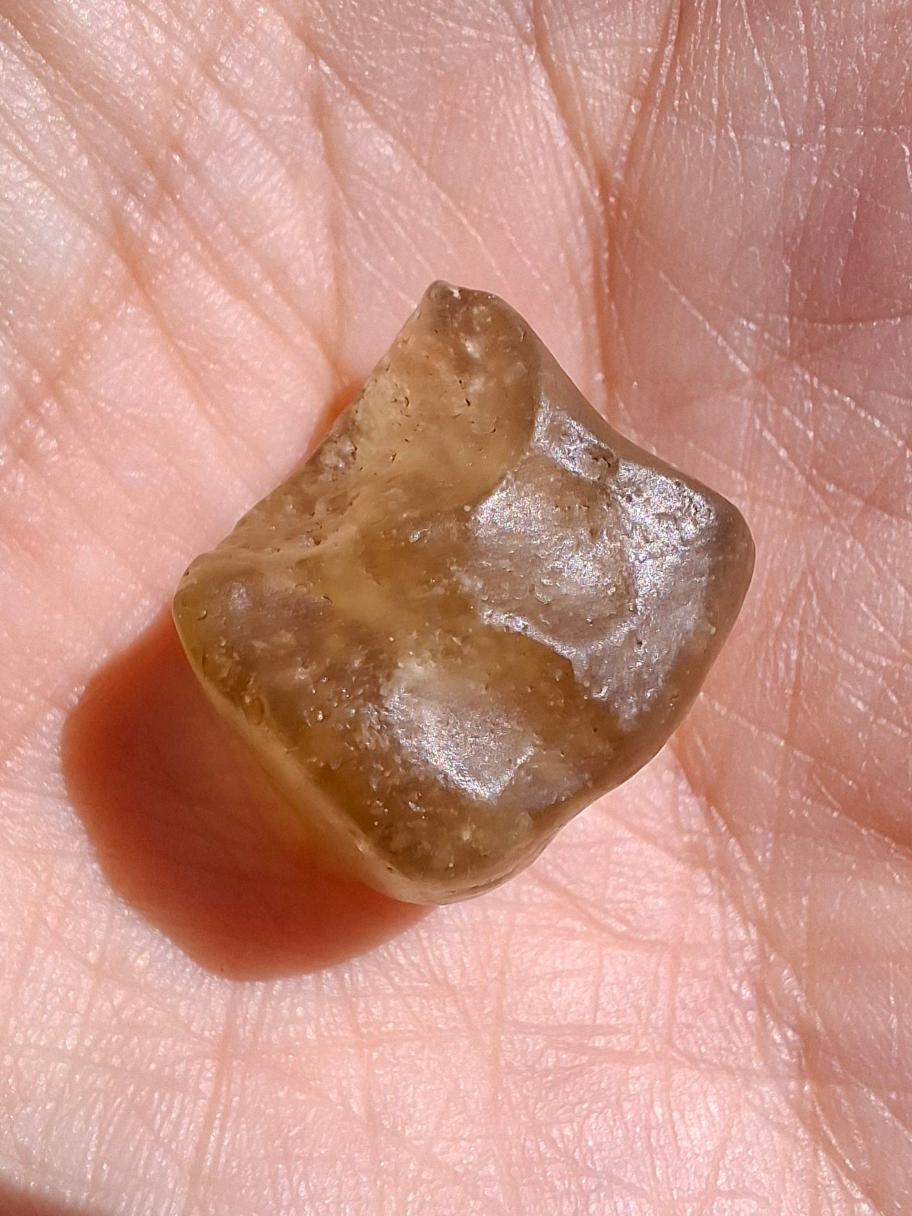 Libyan Desert Glass (darker) Piece, 4.92g, Tektite (Ref: L1364)