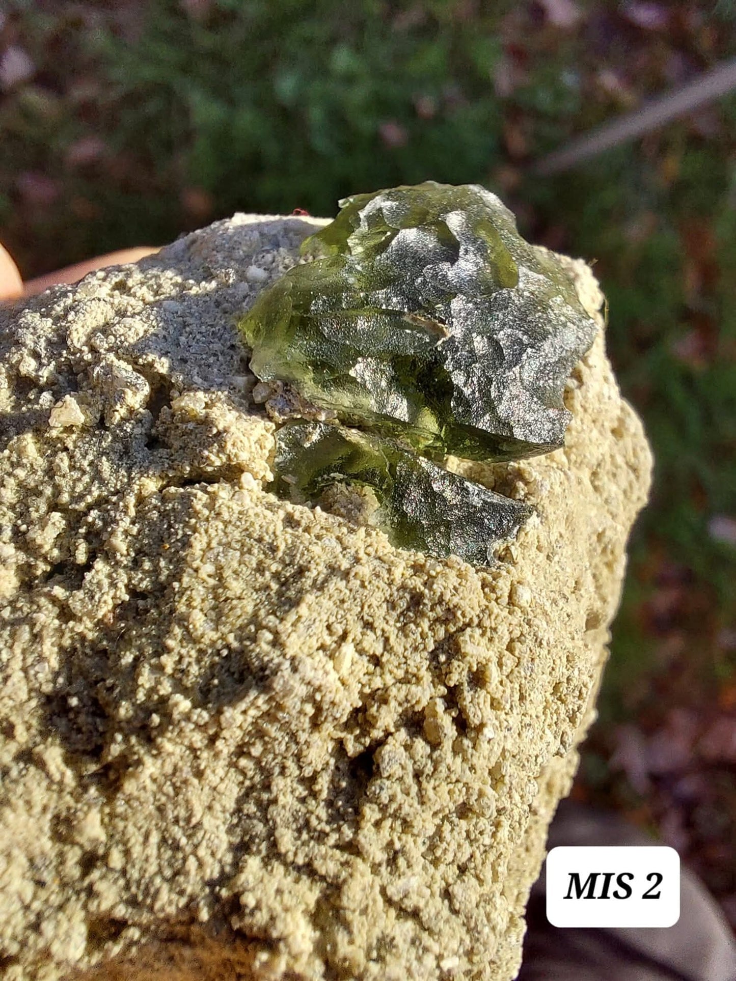 Moldavite In-Situ (in matrix), Besednice, Est 3.5-4g, Tektite (Ref: MIS2)