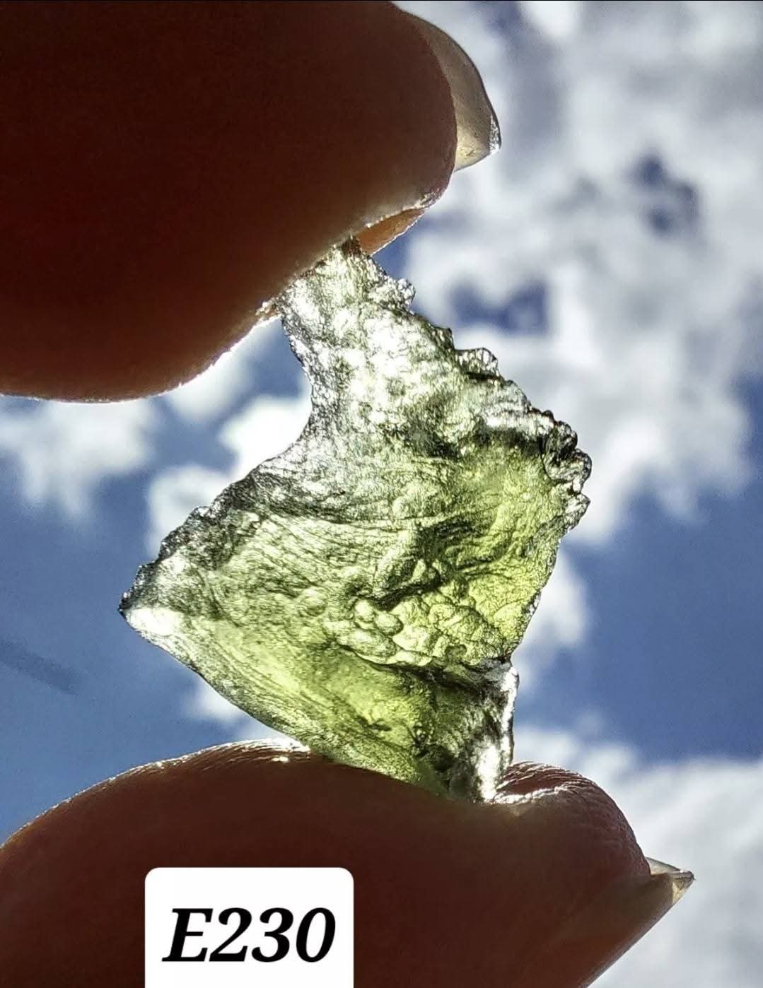 Moldavite Piece, 1.10g, Tektite (Ref: E230)