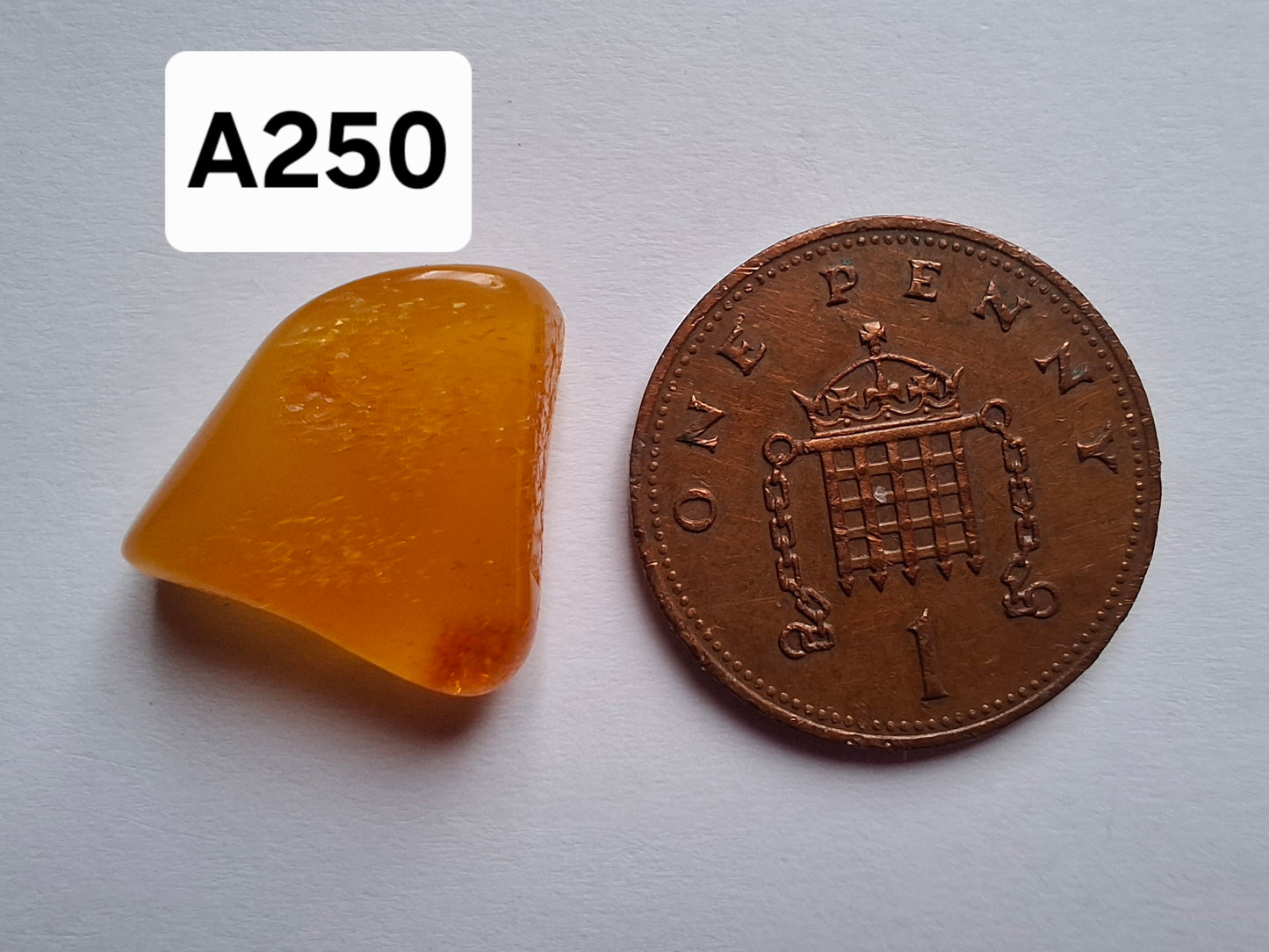 Baltic Amber, 1.00g, Fossil (Ref: A250)