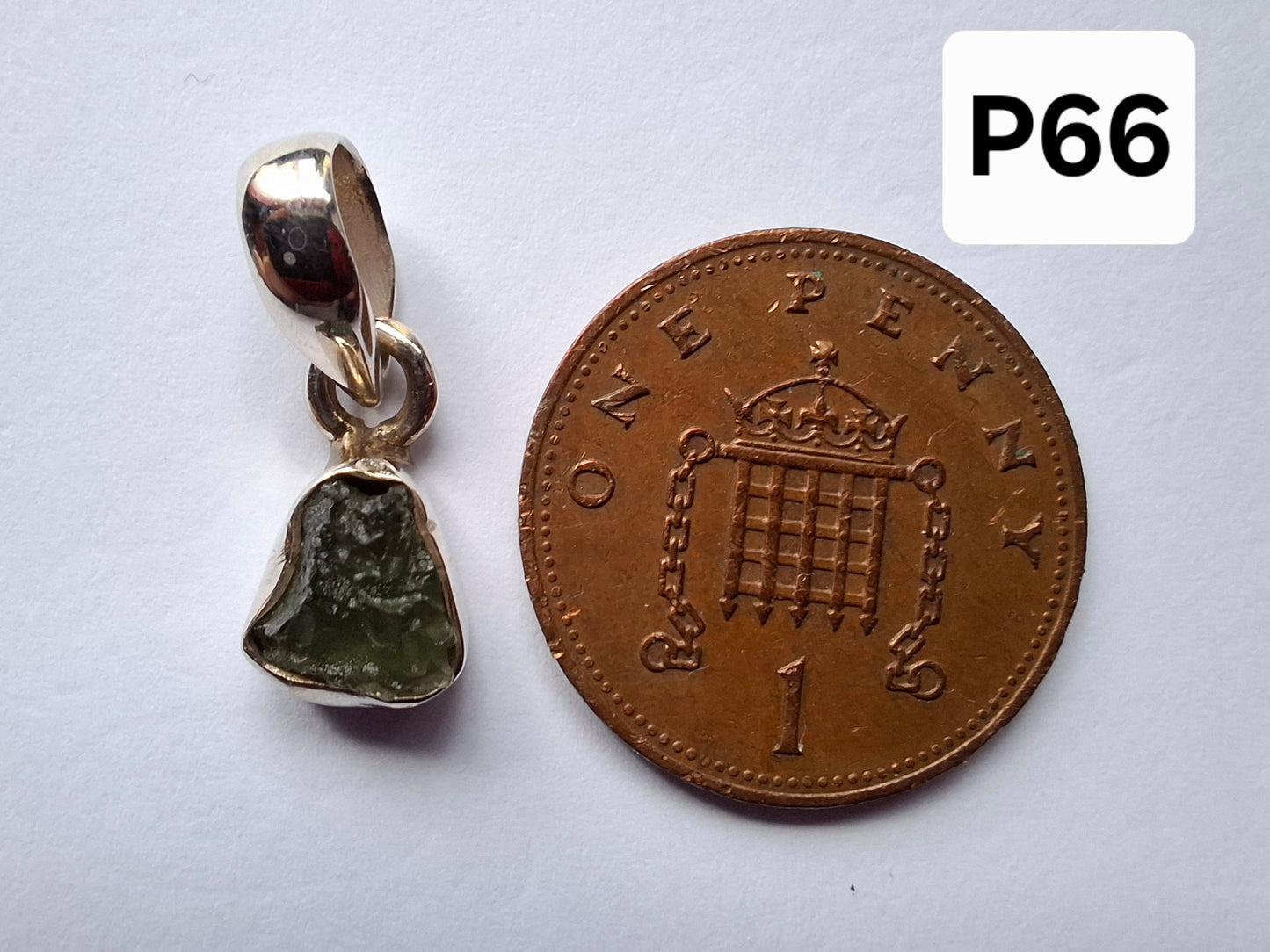 Moldavite Pendant, 925 Silver, Tektite (Ref: P66)
