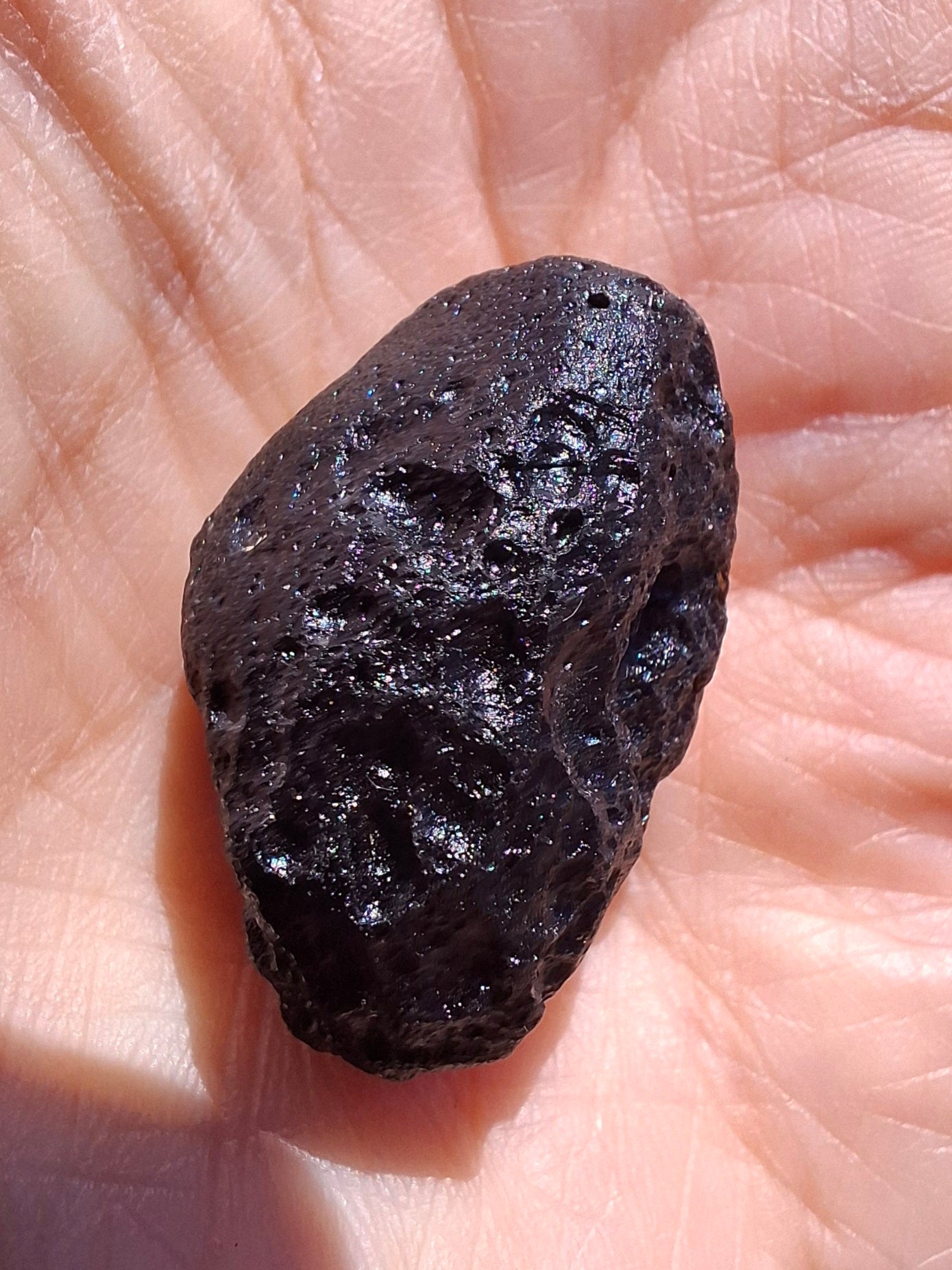 Guang Dong (Chinese), 10.55g, Tektite