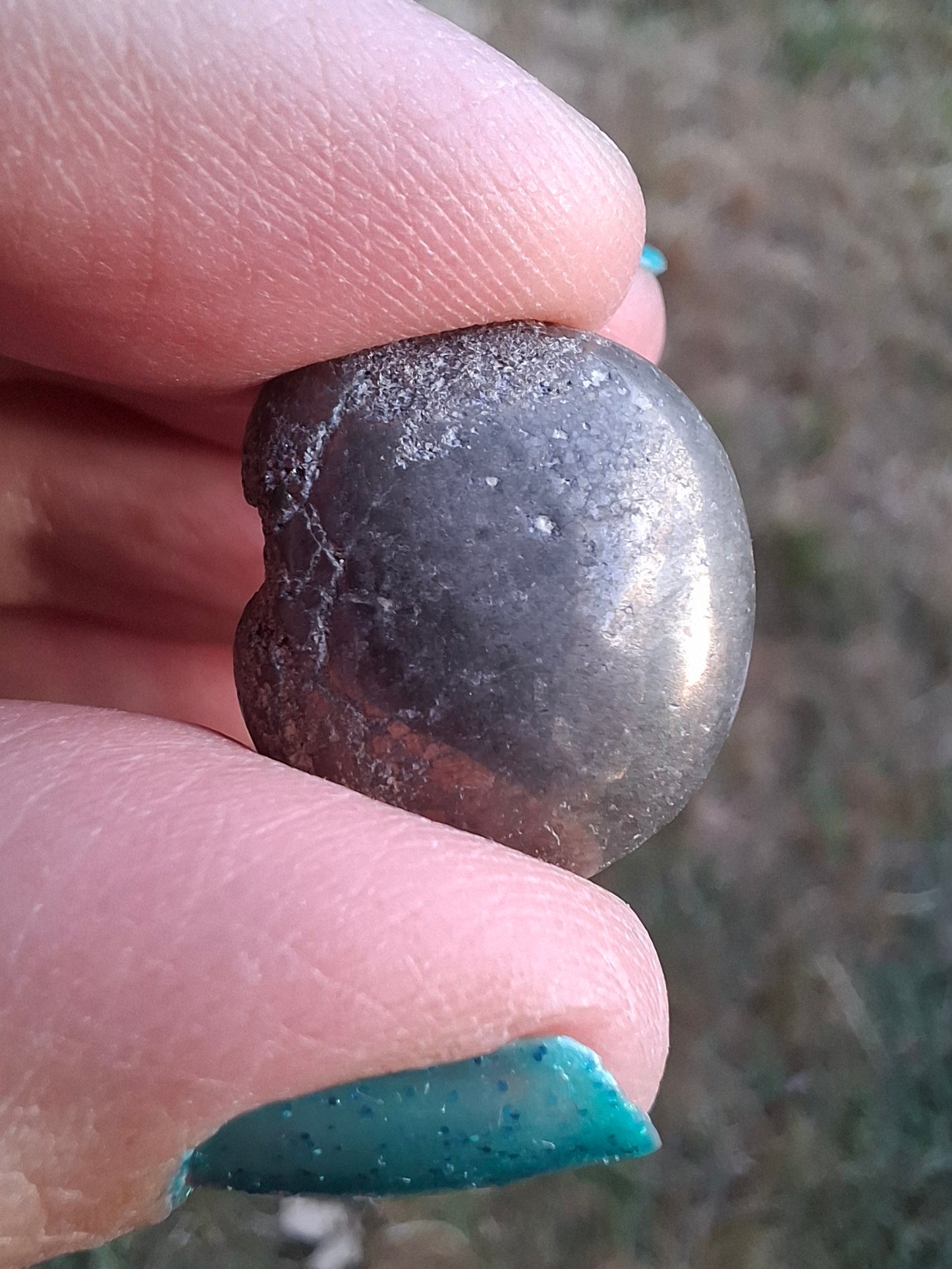 Apache Gold Tumble Stone, Crystal (Ref: T227)