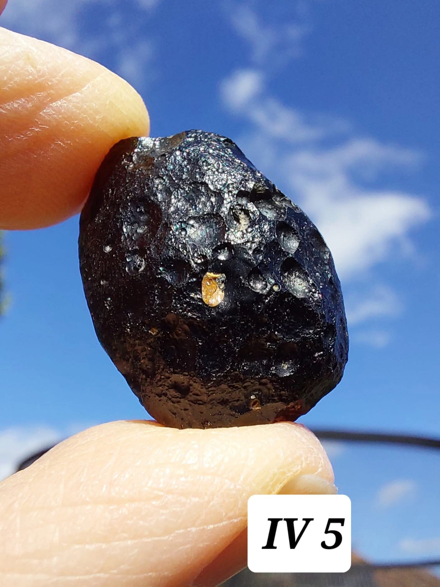 Ivory Coast (Ivorite), RAREST TEKTITE IN THE WORLD, 8.88g, Tektite (Ref: IV5)