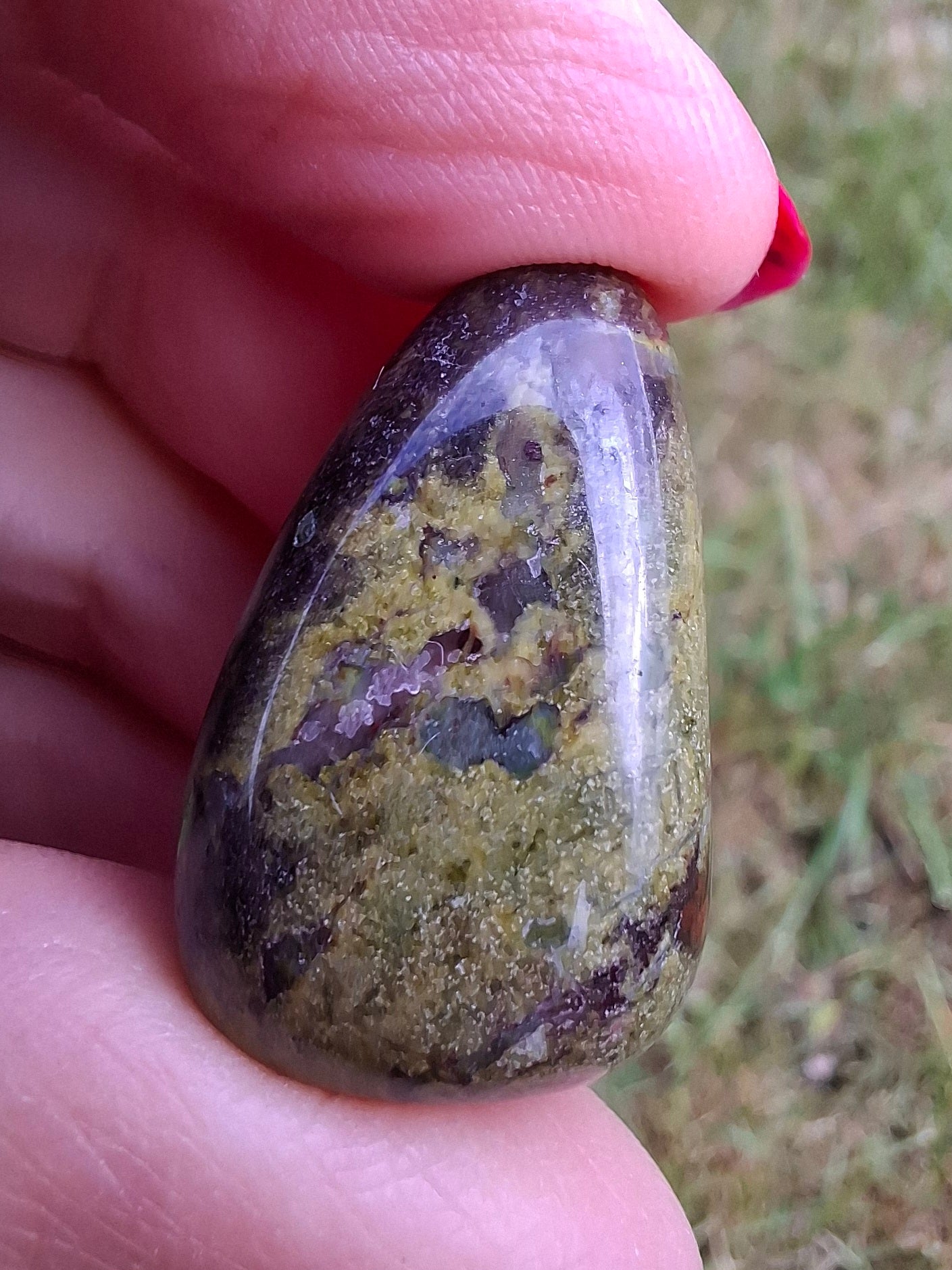 Dragons Blood Jasper, Tumble Stone, Crystal (Ref: T110)