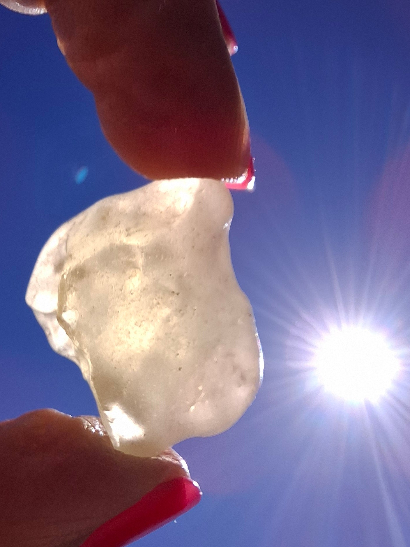 Libyan Desert Glass Piece, 12.90g, Tektite (Ref: LE243)