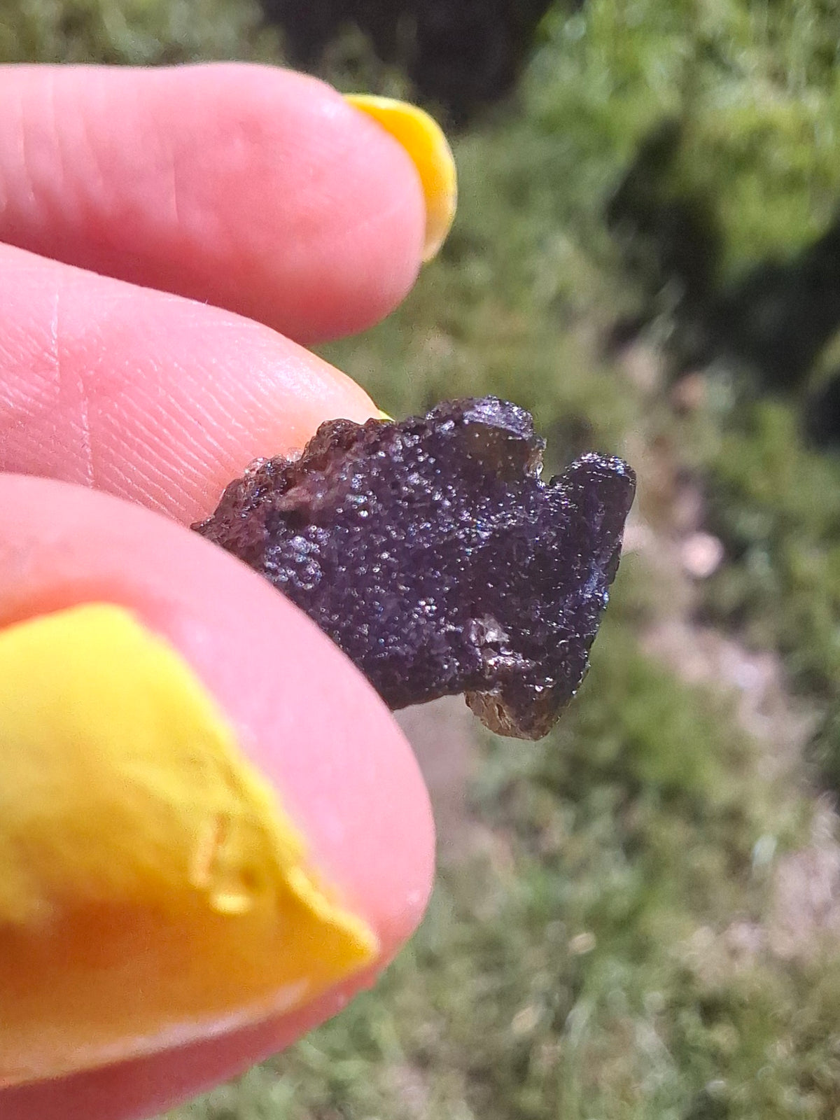 Moldavite Piece, 2.22g, Tektite (Ref: 1514)