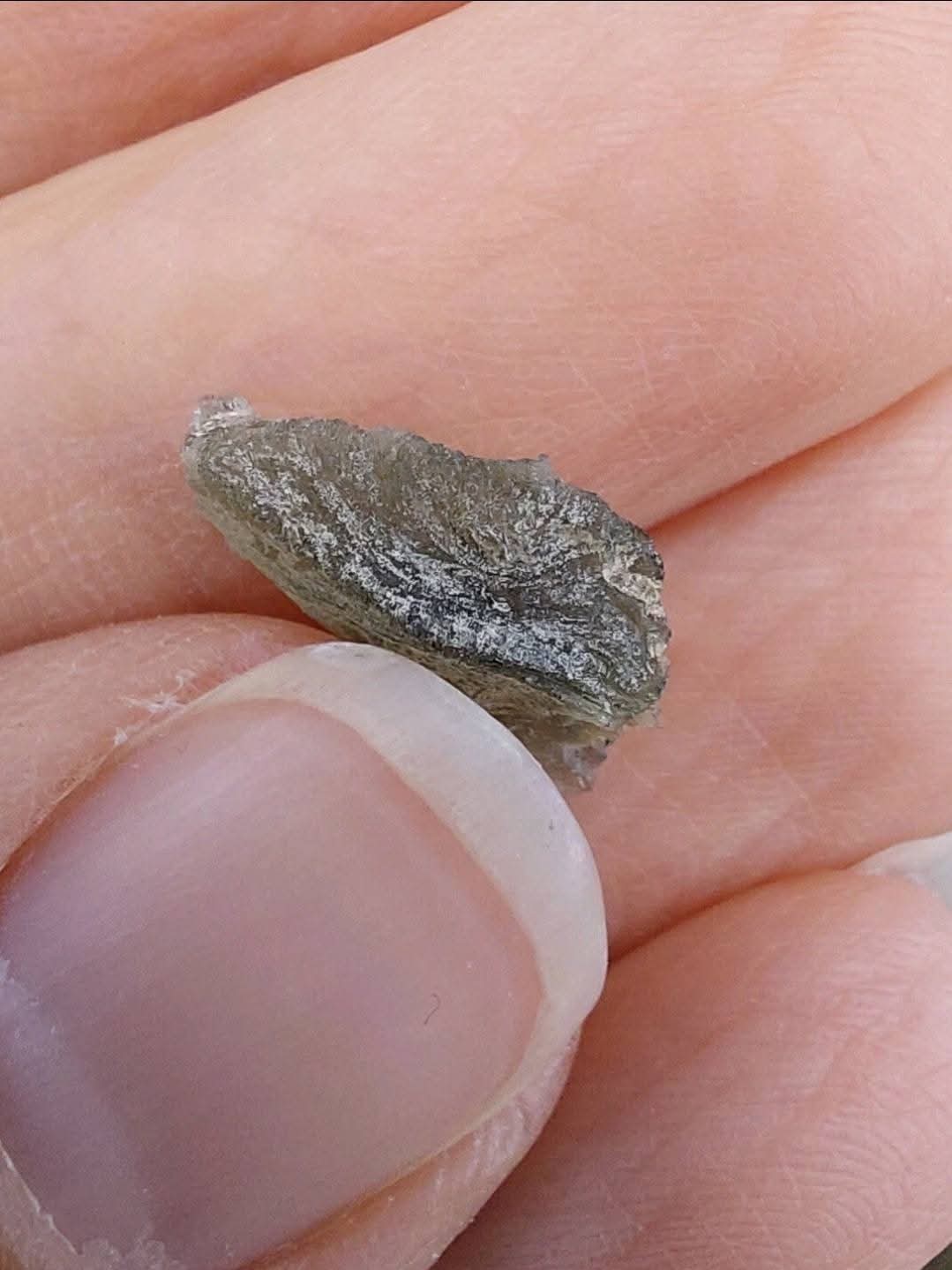 Moldavite Piece, 0.55g, Tektite (Ref: E225)