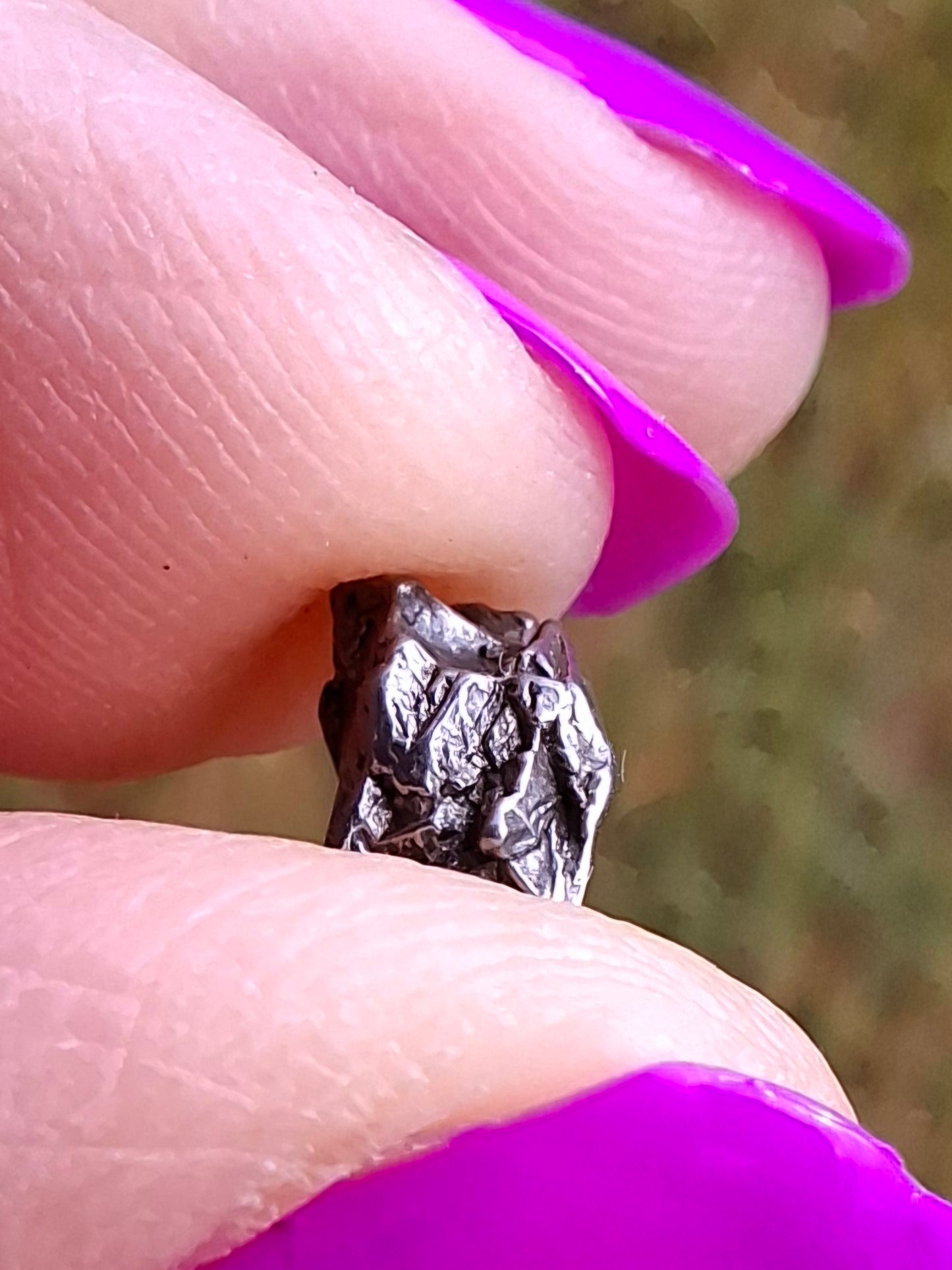 Campo del Cielo, 0.87g, Nickel Iron Meteorite (Ref: C4)