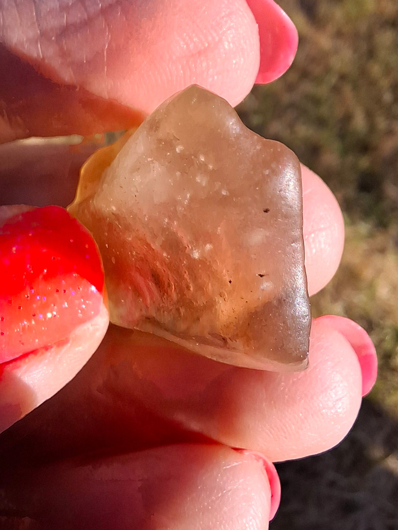 Libyan Desert Glass (darker) Piece, 7.73g, Tektite (Ref: L1374)