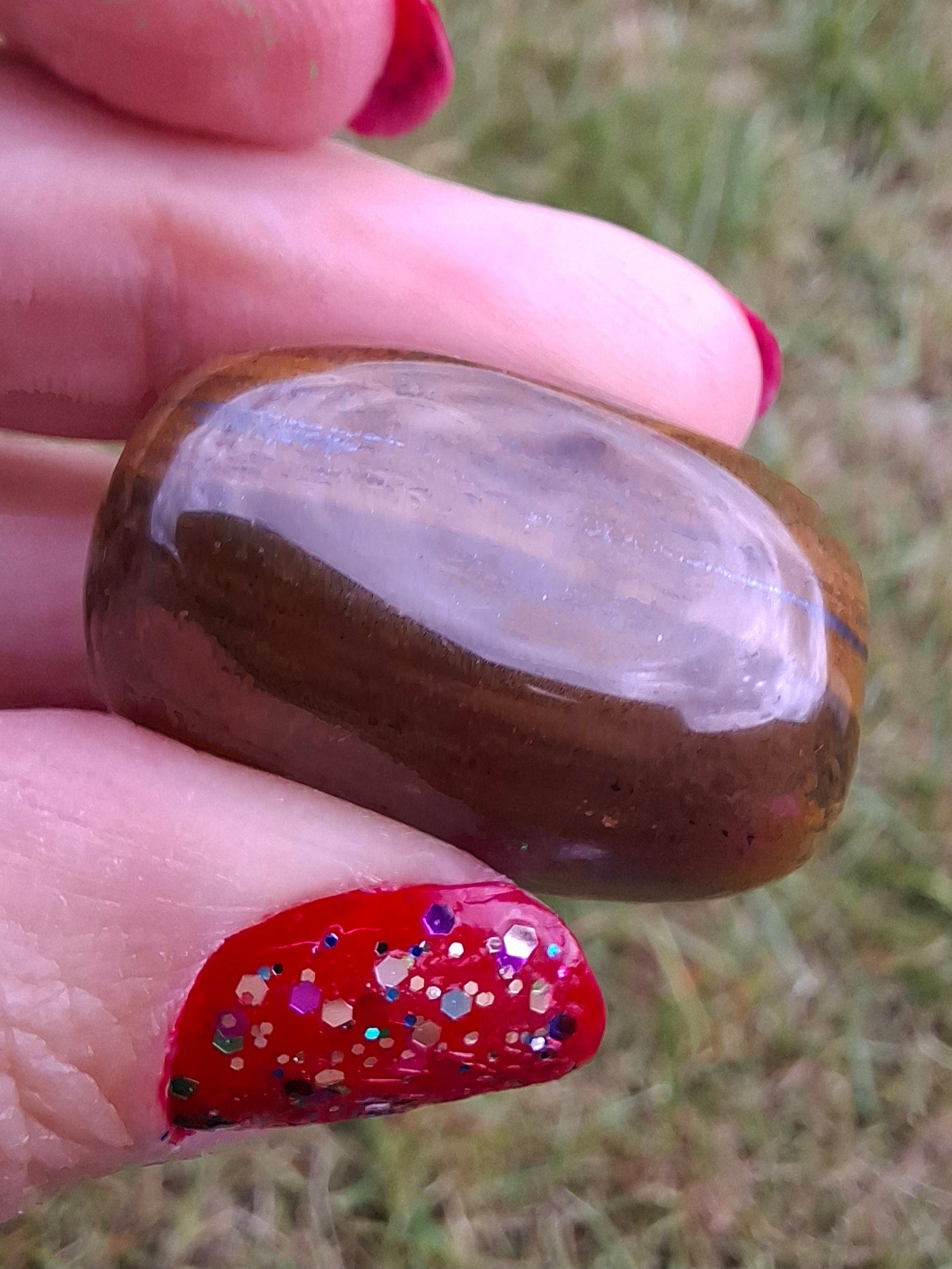 Tigers Eye, Tumble Stone, Crystal (Ref: T131)