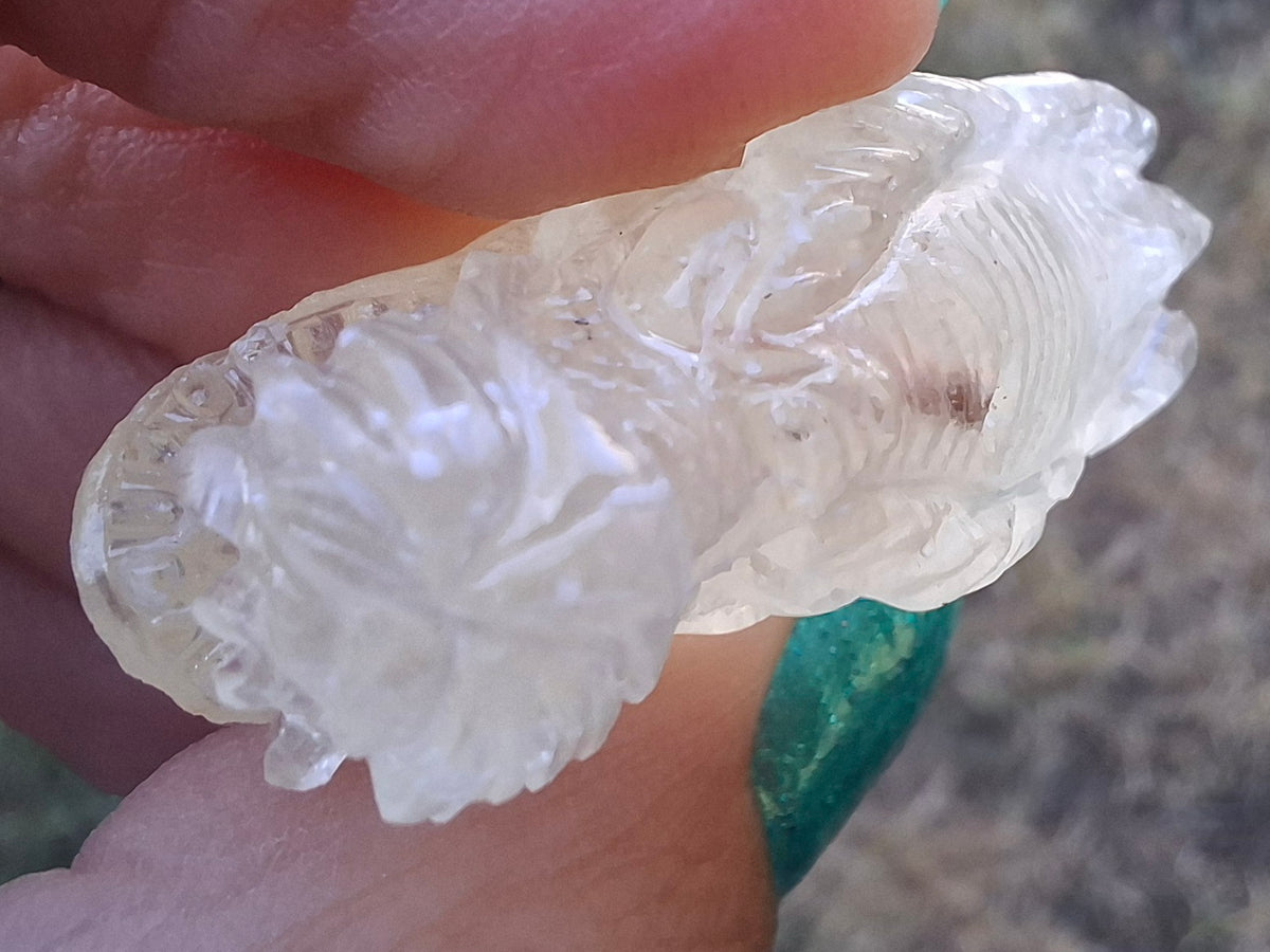 Libyan Desert Glass DRAGON HEAD carving, 9.66g, Tektite (Ref: Dragon 3)