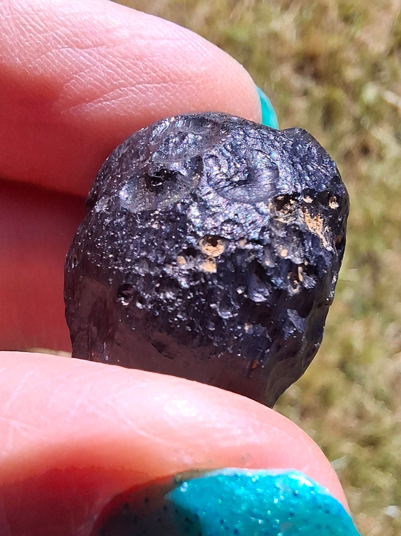 Philippinite (Rizalite), 10.64g, Tektite