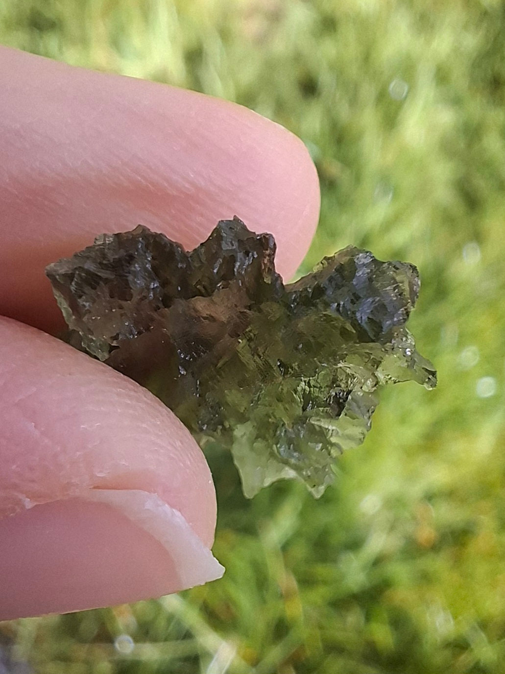 Moldavite Piece, JEZKOVNA BESEDNICE, 1.52g, Tektite (Ref: 1287)